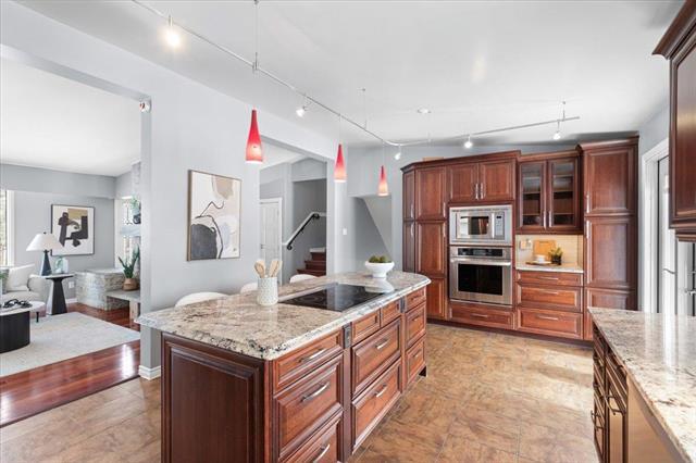 









25


KEMPER

CR,
Headingley,




MB
R4J 1A6

