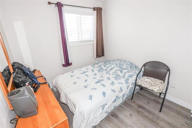 









44


Larry Vickar

DR,
Winnipeg,




MB
R3W 0K5

