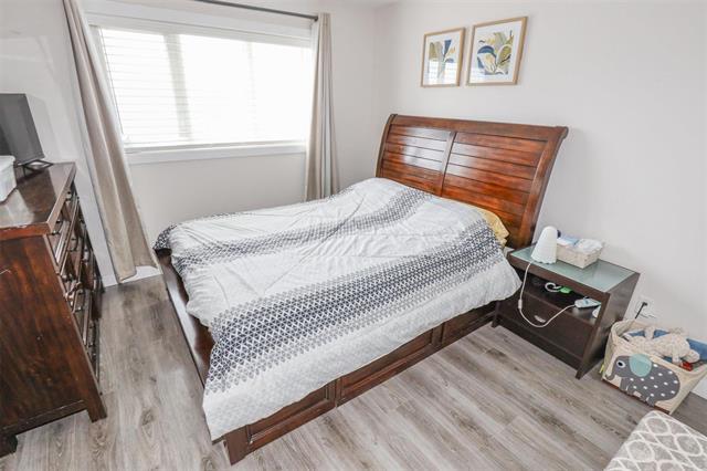 









44


Larry Vickar

DR,
Winnipeg,




MB
R3W 0K5

