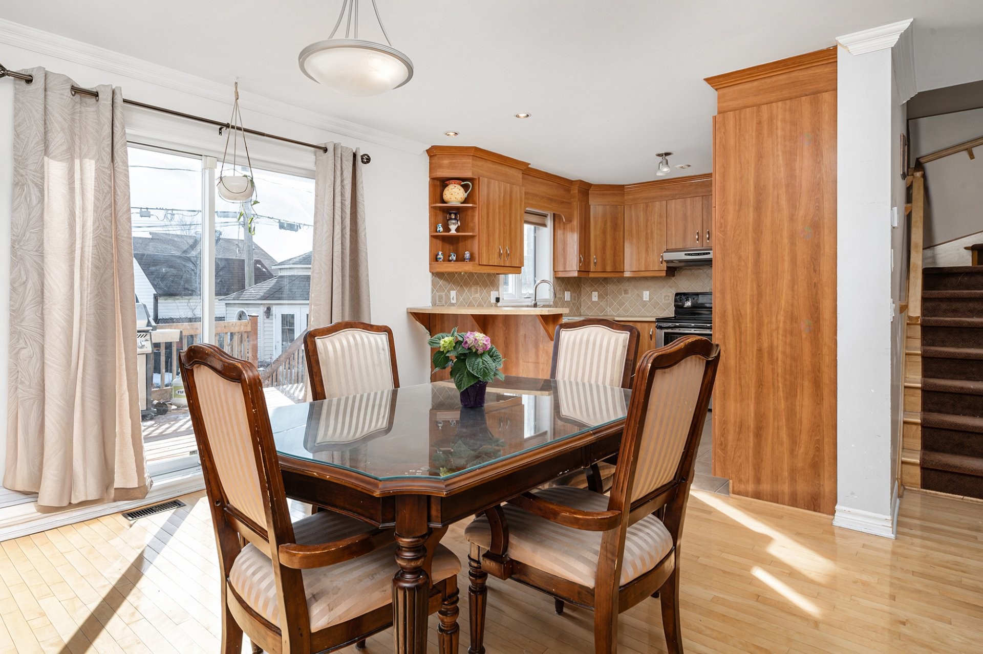 









7440


Rue des Perce-Neige

,
Longueuil (Saint-Hubert),




QC
J3Y0A3

