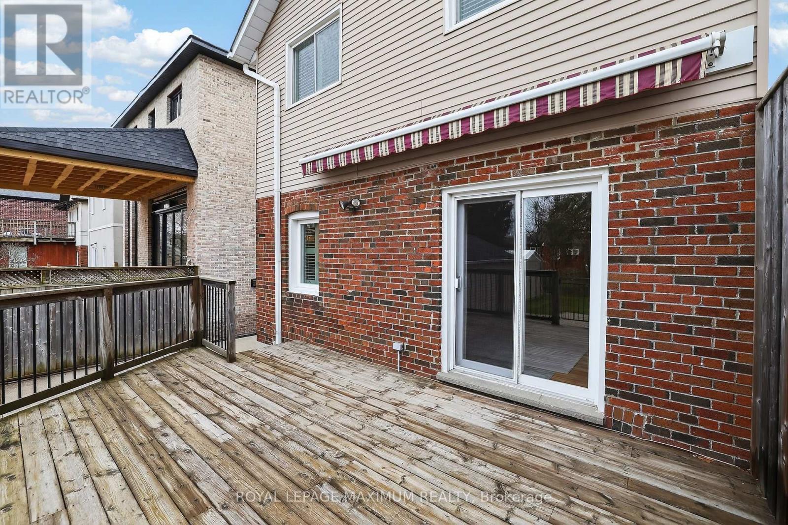 












163 DURANT AVENUE

,
Toronto,




Ontario
M4J4W4

