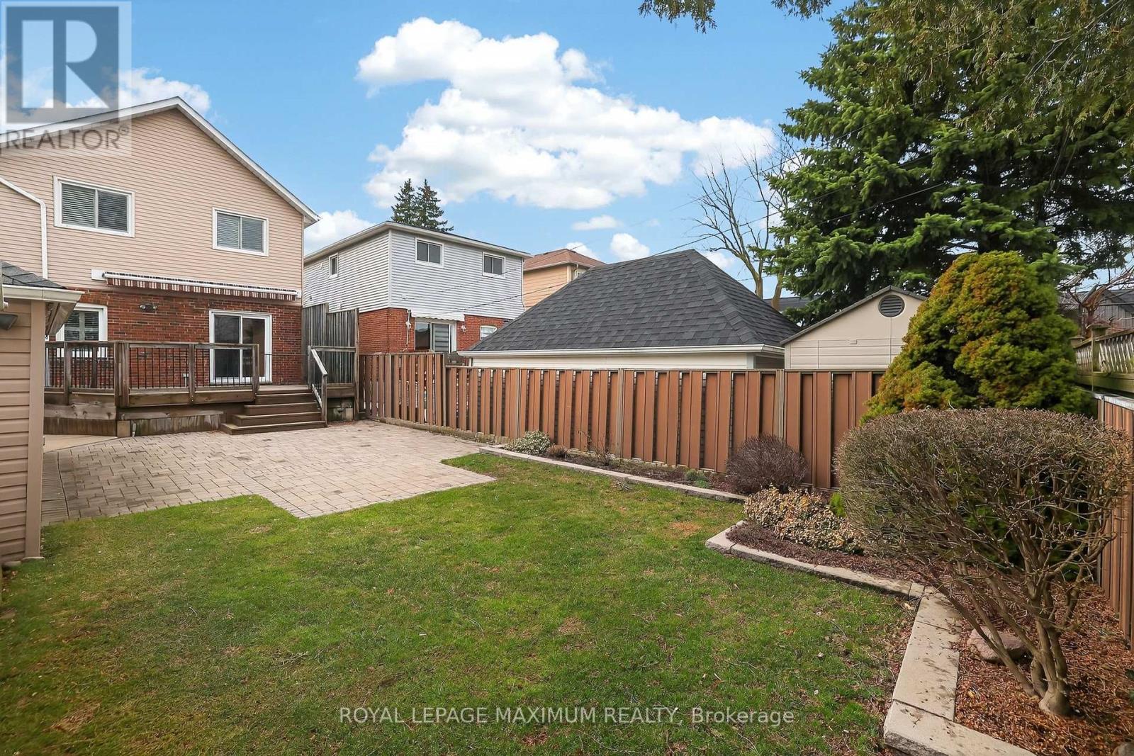 












163 DURANT AVENUE

,
Toronto,




Ontario
M4J4W4

