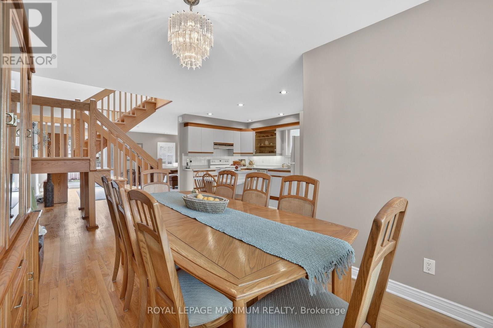 












163 DURANT AVENUE

,
Toronto,




Ontario
M4J4W4

