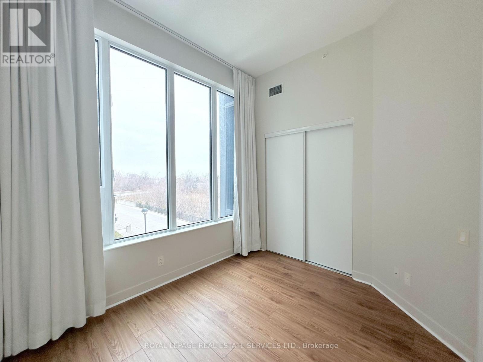 












304 - 188 CLARK BOULEVARD

,
Brampton,




Ontario
L6T0J2

