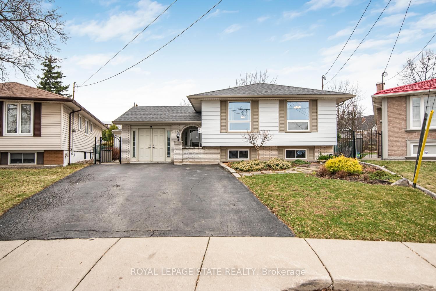 









138


Greeningdon

Drive,
Hamilton,




ON
L9A 3A9

