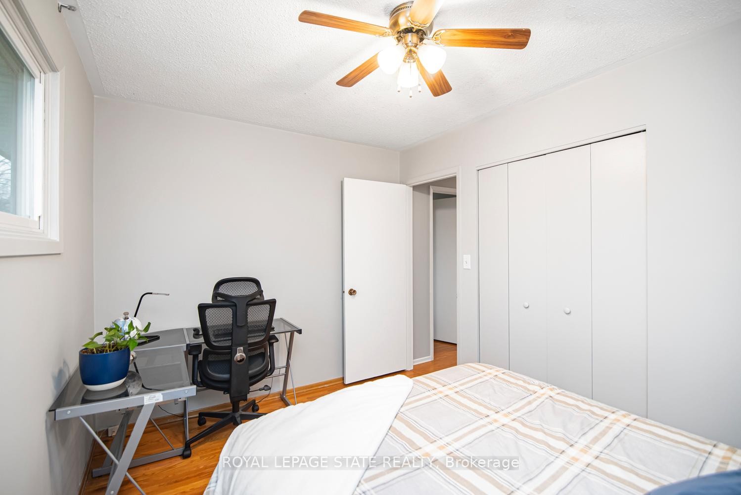 









138


Greeningdon

Drive,
Hamilton,




ON
L9A 3A9

