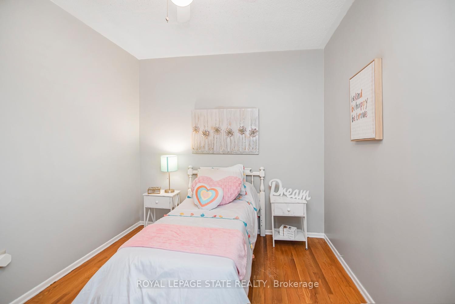 









138


Greeningdon

Drive,
Hamilton,




ON
L9A 3A9

