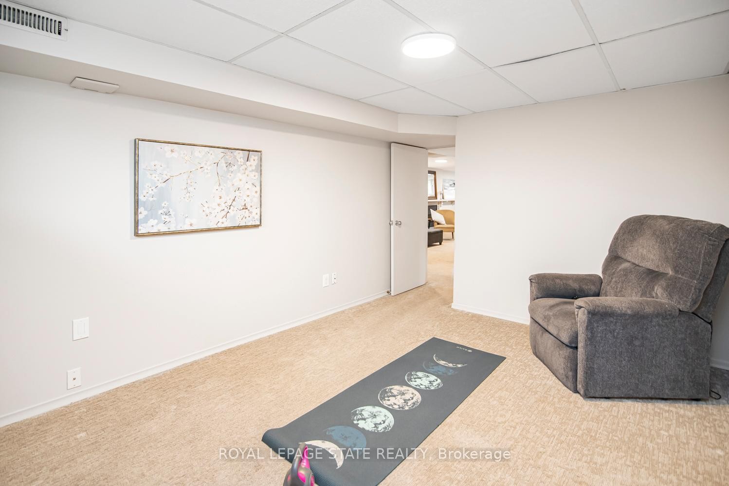 









138


Greeningdon

Drive,
Hamilton,




ON
L9A 3A9

