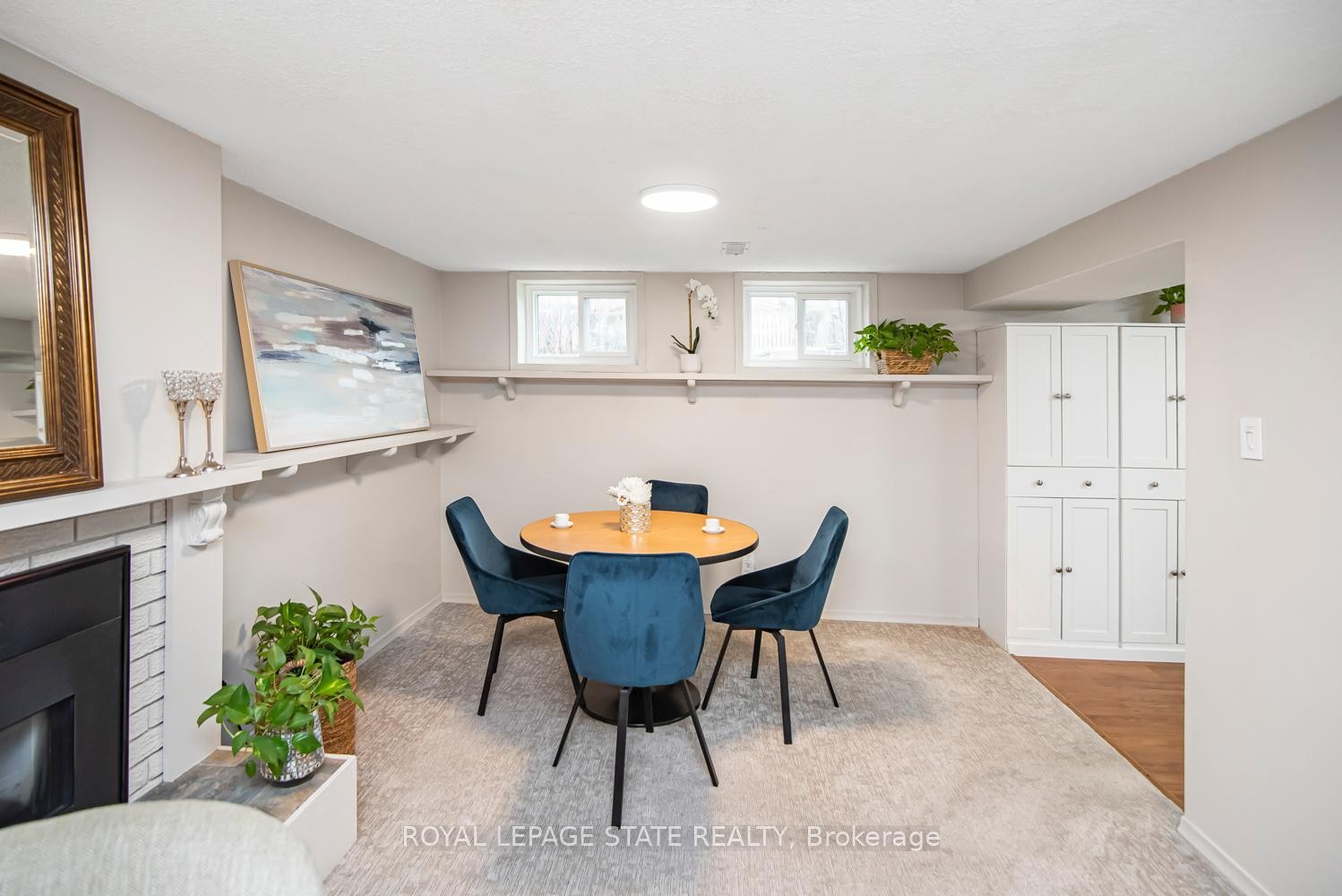 









138


Greeningdon

Drive,
Hamilton,




ON
L9A 3A9

