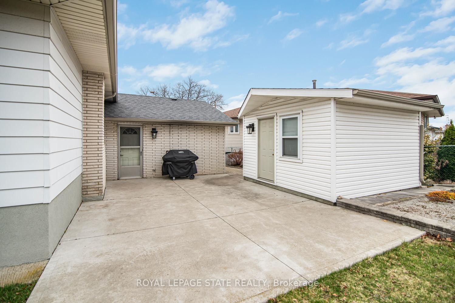 









138


Greeningdon

Drive,
Hamilton,




ON
L9A 3A9

