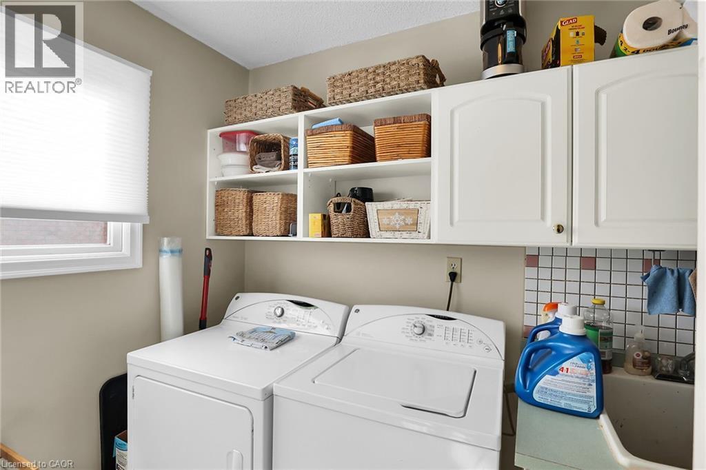 












5134 OAKWOOD Avenue

,
Beamsville,




Ontario
L0R1B8

