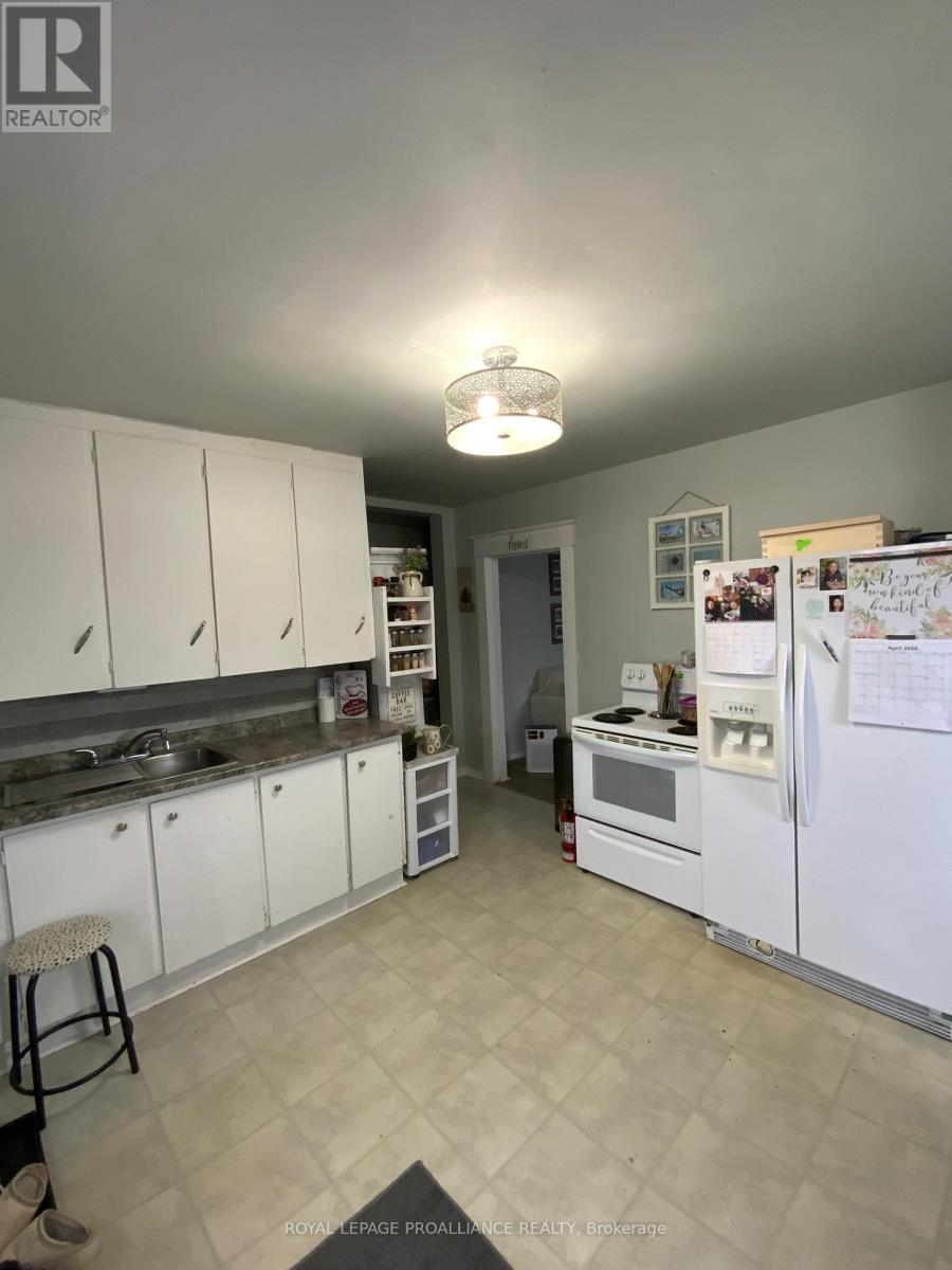 












187-189 BYRON STREET

,
Quinte West (Trenton Ward),




Ontario
K8V2Y7


