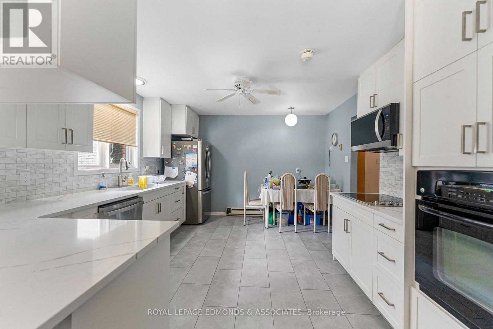 












508 O'BRIEN STREET

,
Pembroke,




Ontario
K8A8E7

