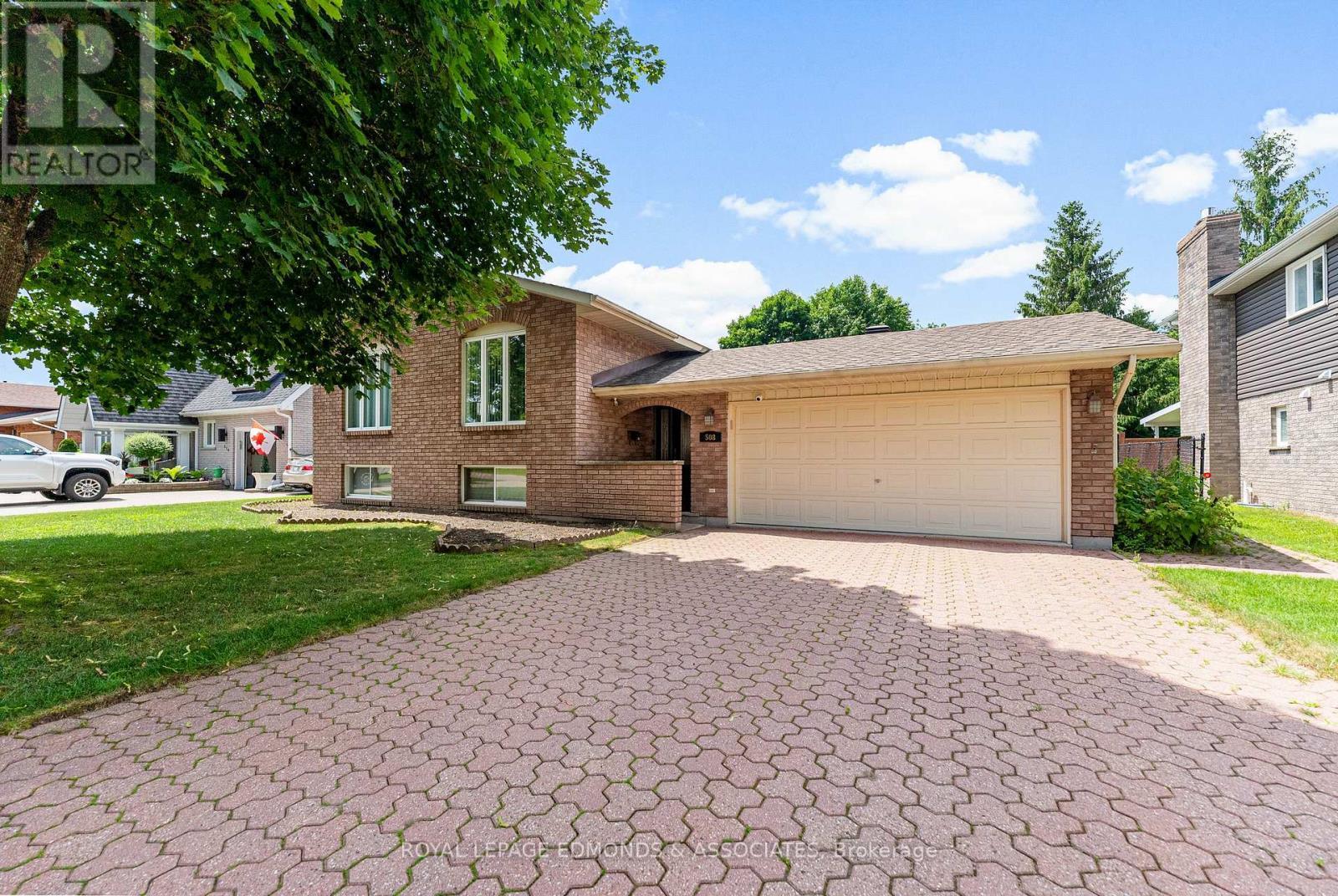 












508 O'BRIEN STREET

,
Pembroke,




Ontario
K8A8E7

