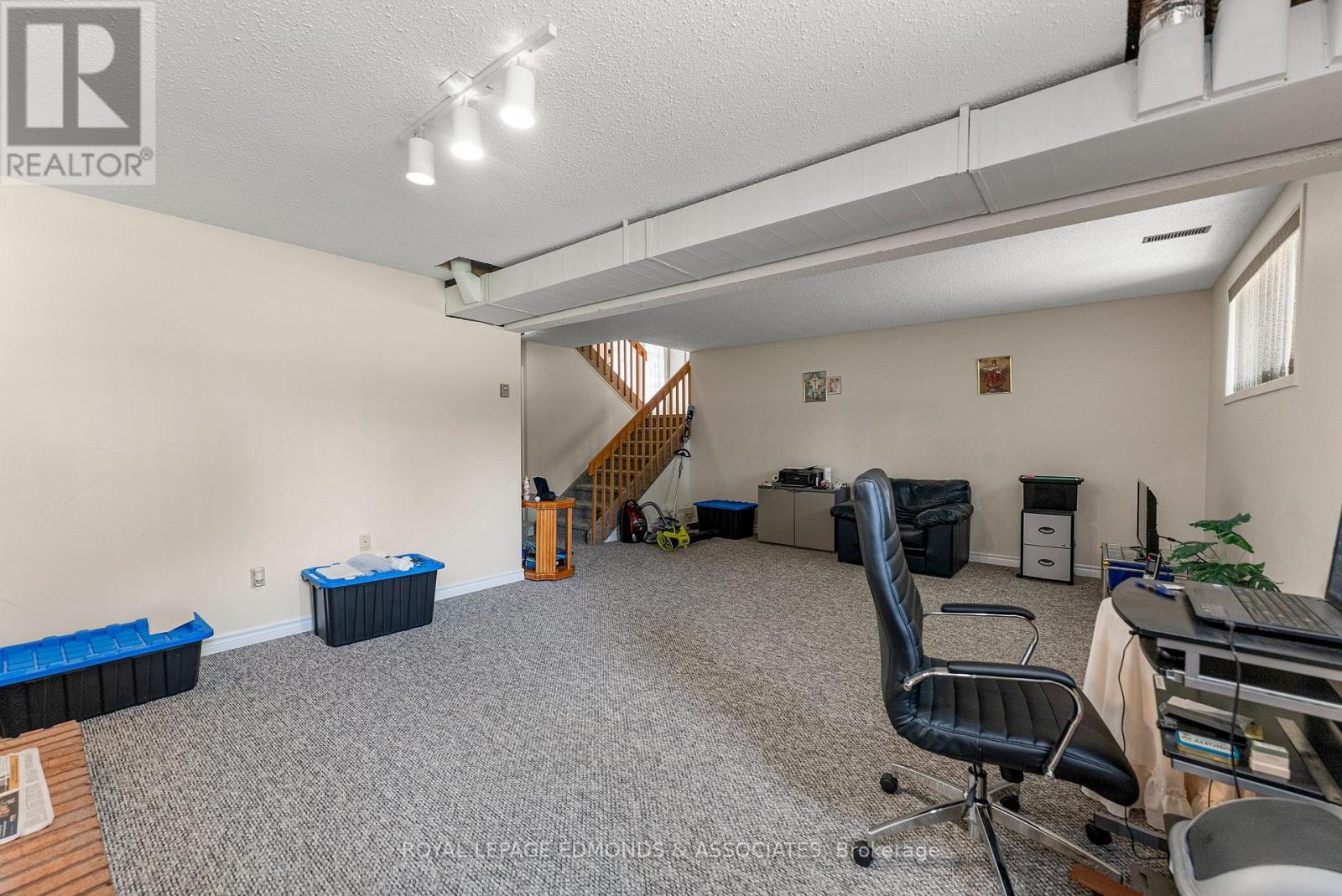 












508 O'BRIEN STREET

,
Pembroke,




Ontario
K8A8E7

