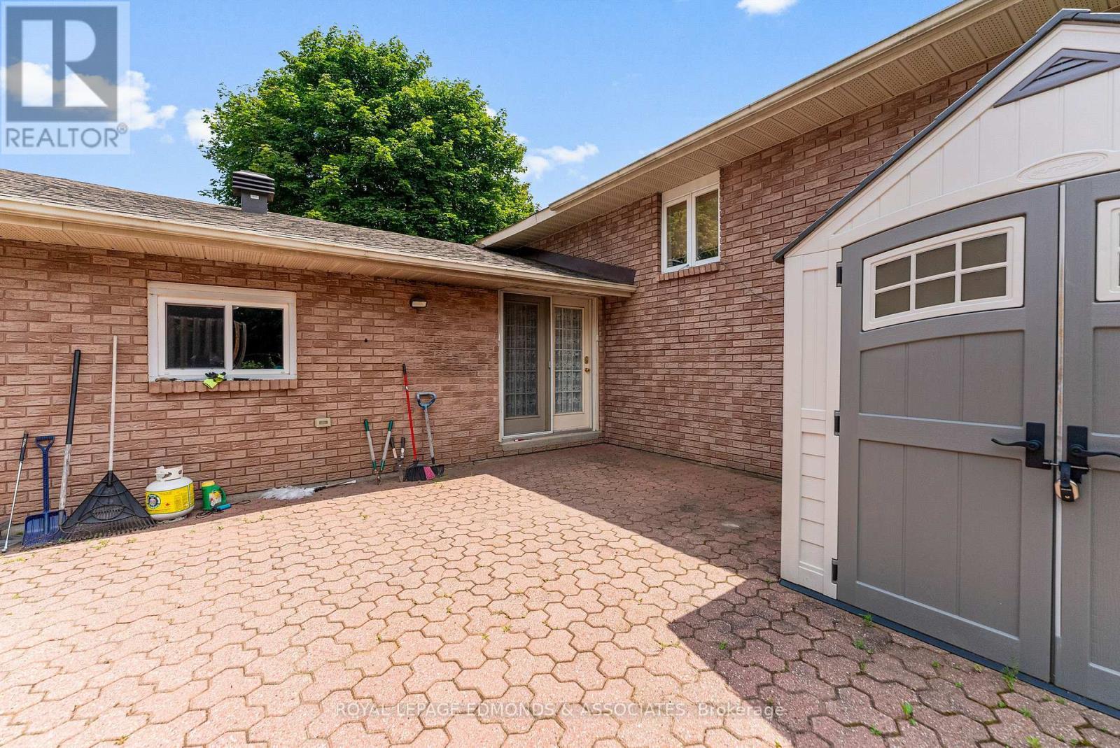 












508 O'BRIEN STREET

,
Pembroke,




Ontario
K8A8E7

