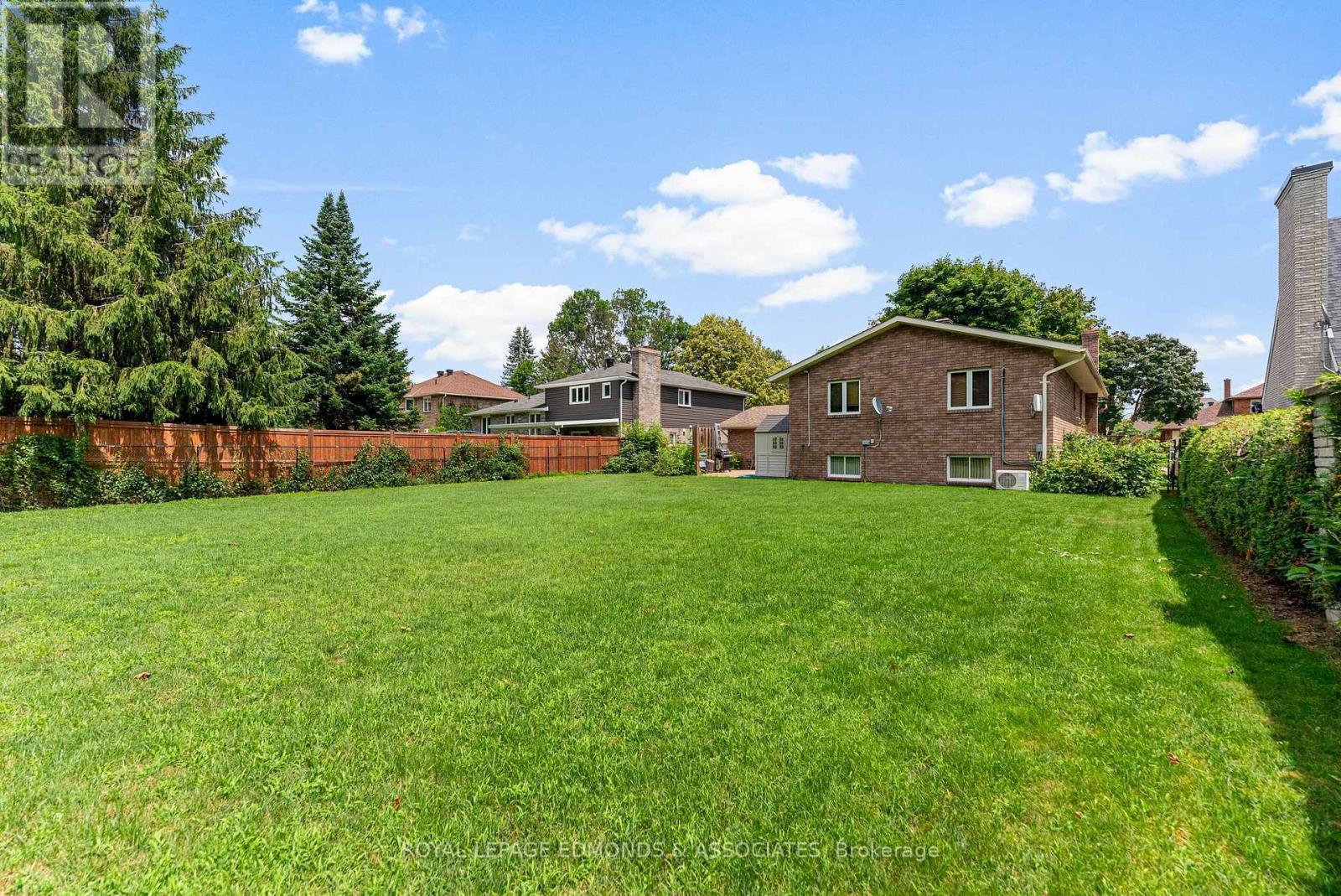 












508 O'BRIEN STREET

,
Pembroke,




Ontario
K8A8E7


