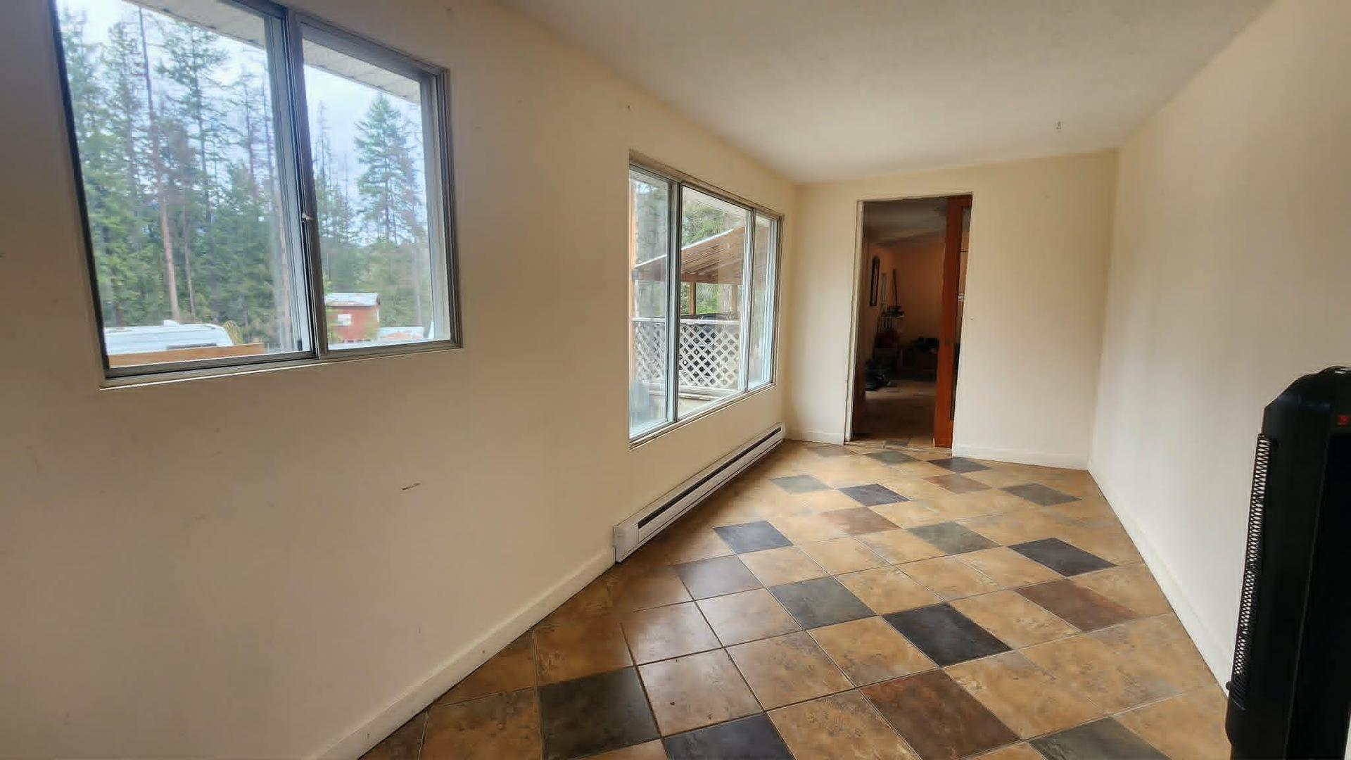 









12


Specht

Road,
Cherryville,




BC
V0E 2G3

