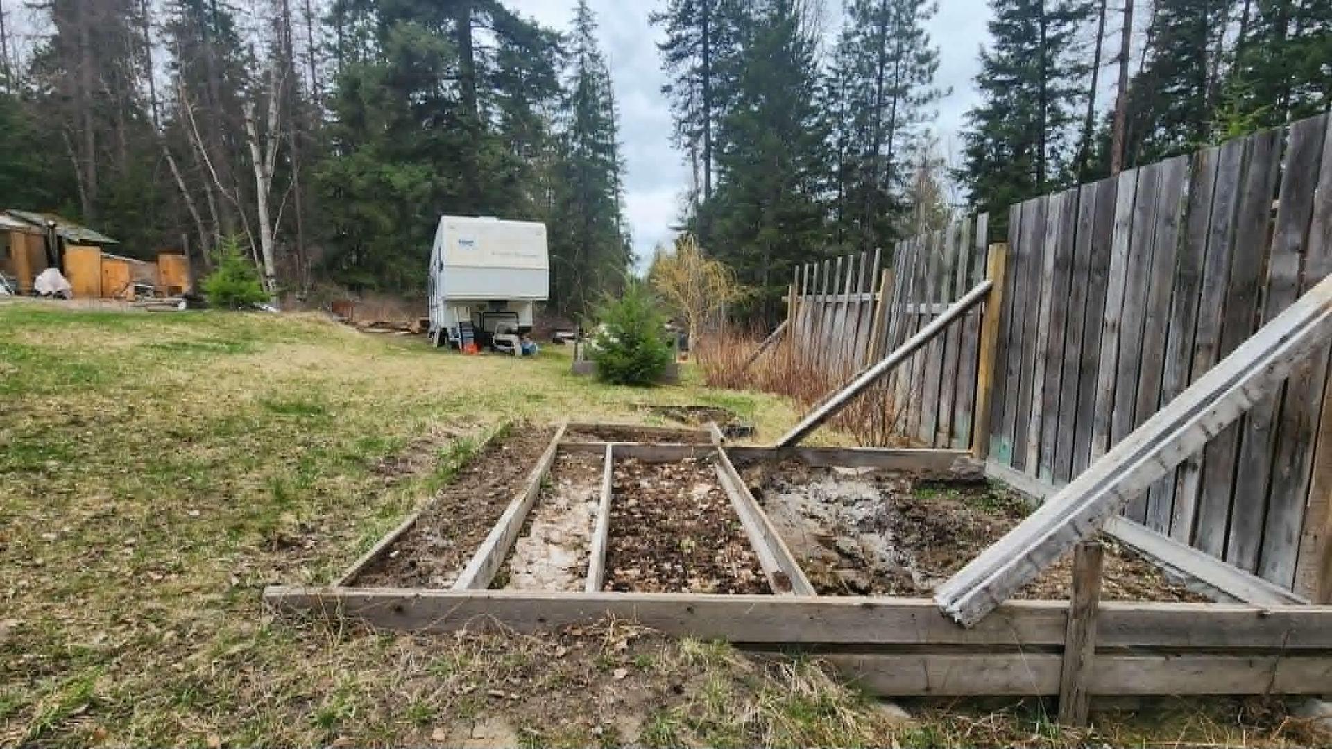 









12


Specht

Road,
Cherryville,




BC
V0E 2G3

