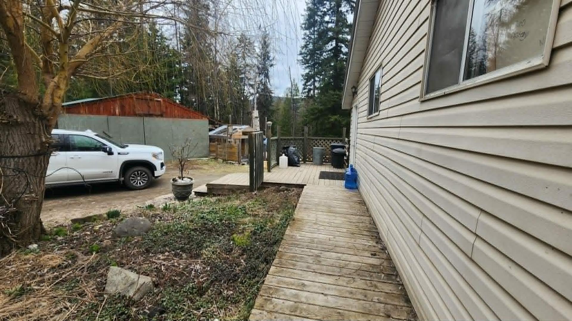 









12


Specht

Road,
Cherryville,




BC
V0E 2G3

