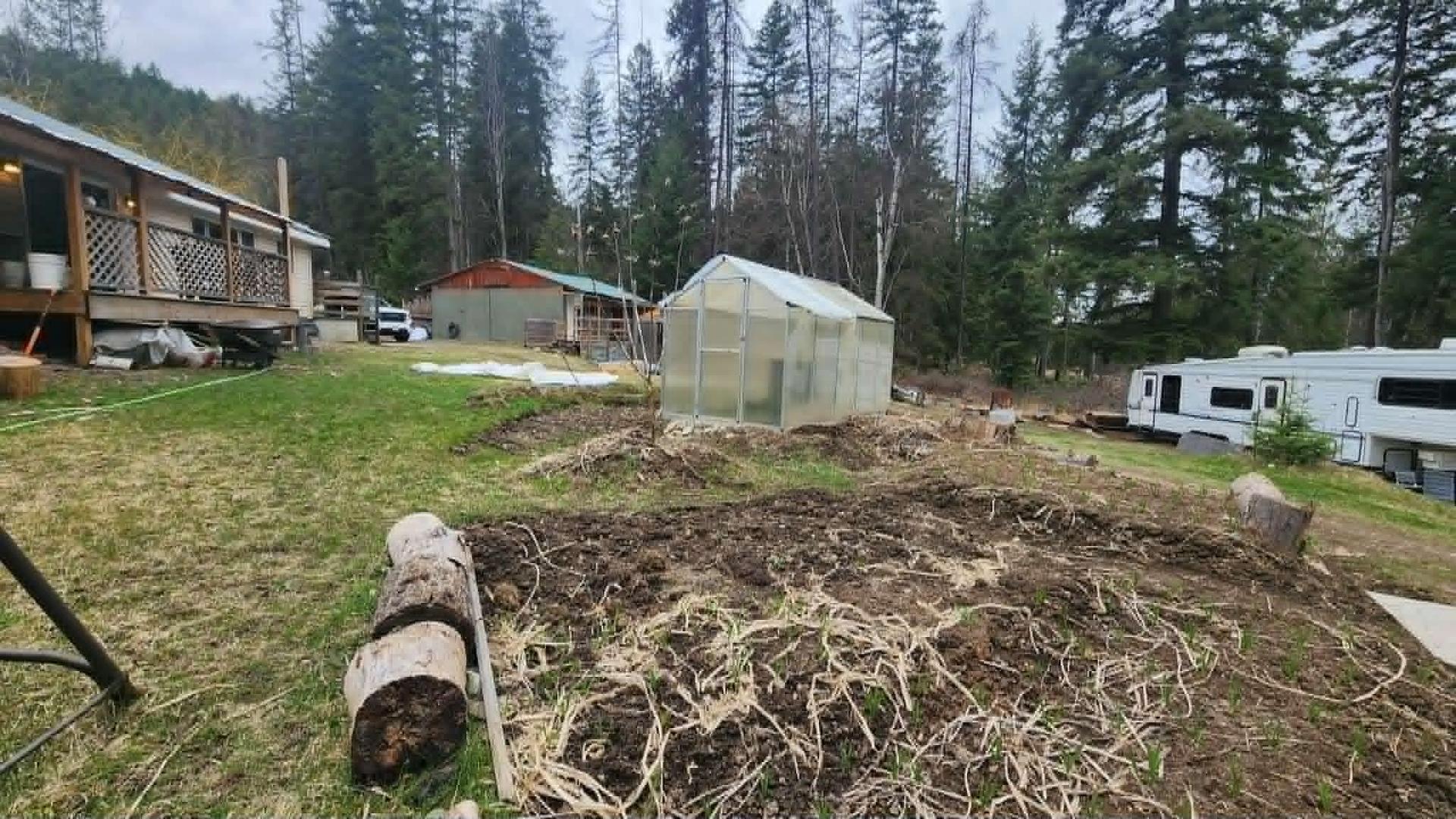 









12


Specht

Road,
Cherryville,




BC
V0E 2G3

