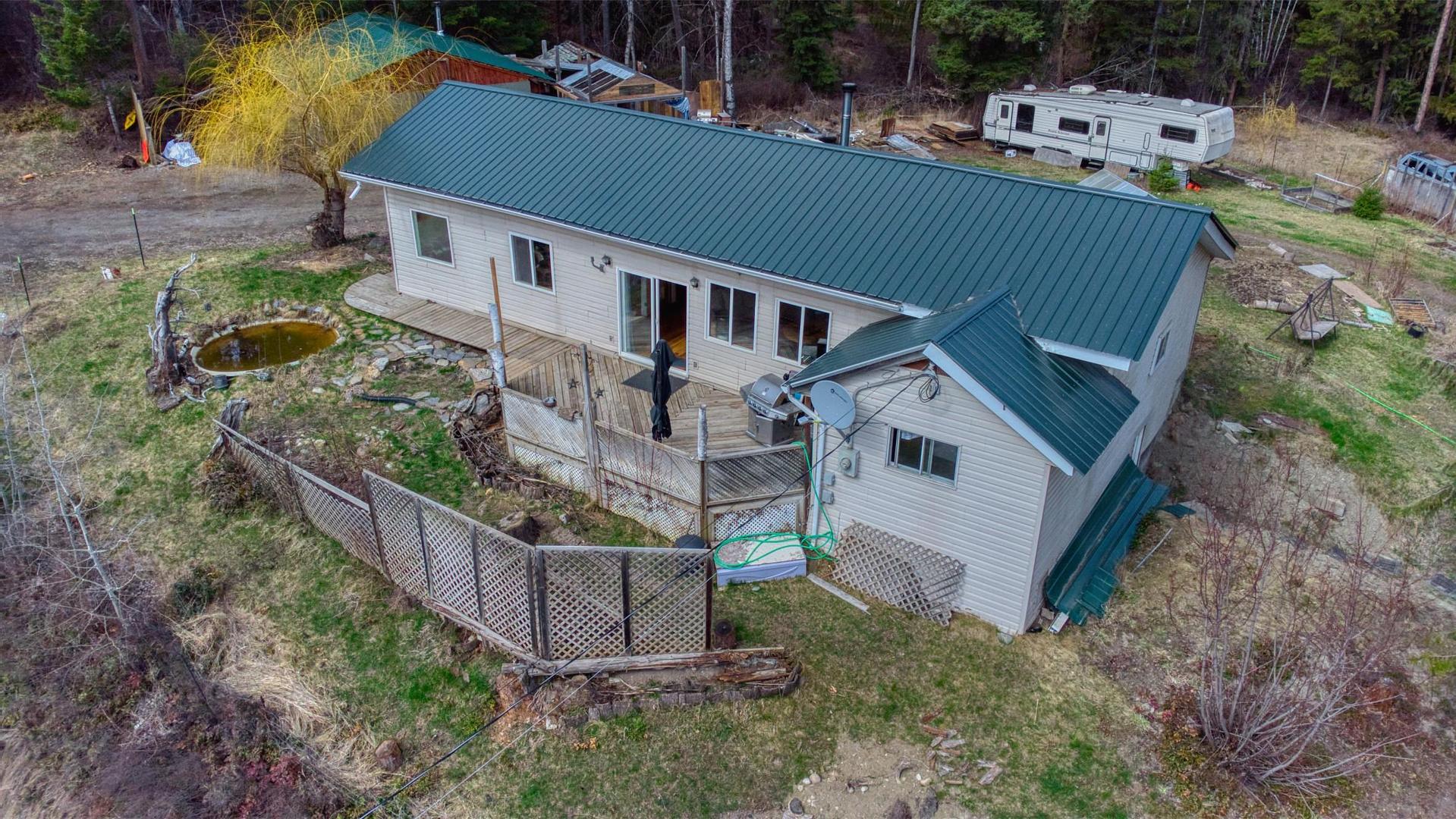 









12


Specht

Road,
Cherryville,




BC
V0E 2G3


