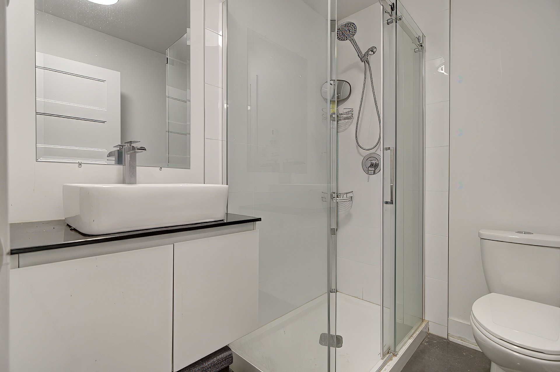 









5673


Rue Alexandre

,
Brossard,




QC
J4Z1N8

