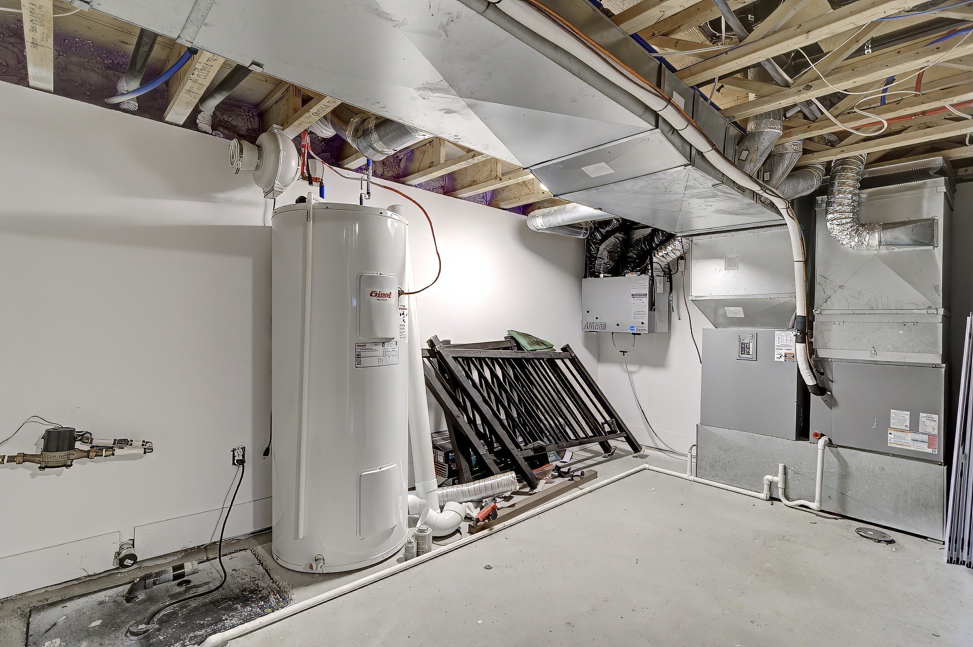 









5673


Rue Alexandre

,
Brossard,




QC
J4Z1N8

