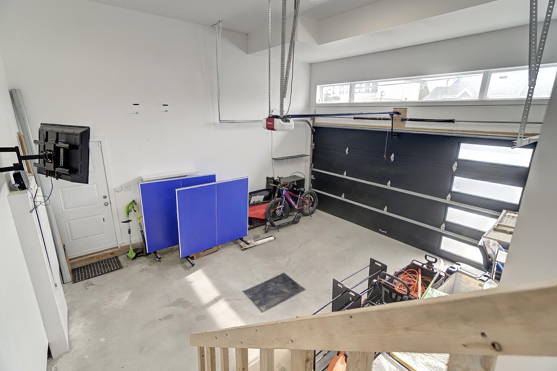 









5673


Rue Alexandre

,
Brossard,




QC
J4Z1N8

