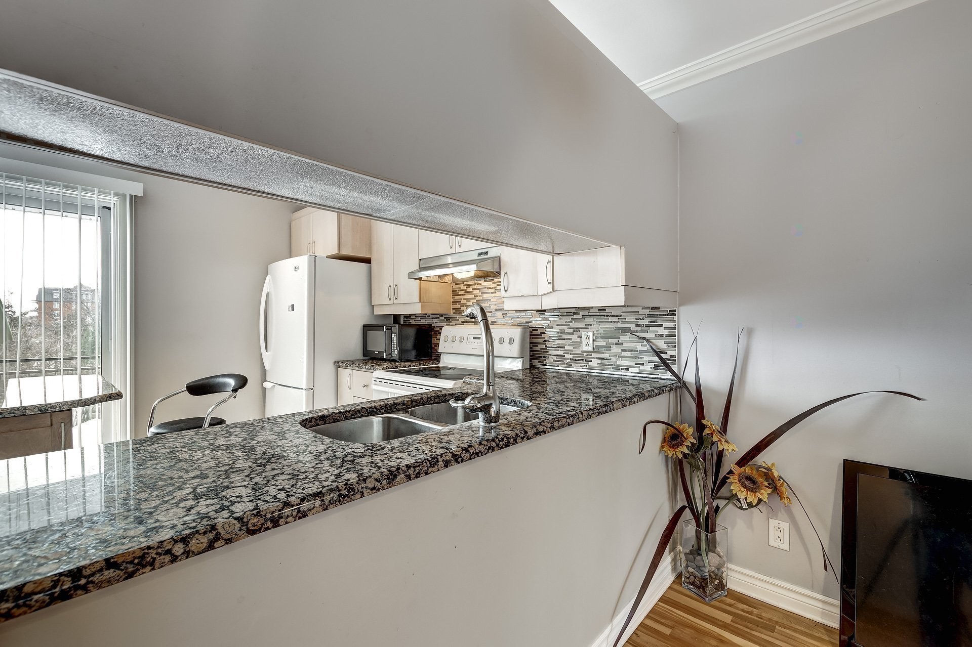 









1738


Boul. Alexis-Nihon

,
Montréal (Saint-Laurent),




QC
H4R2Y4

