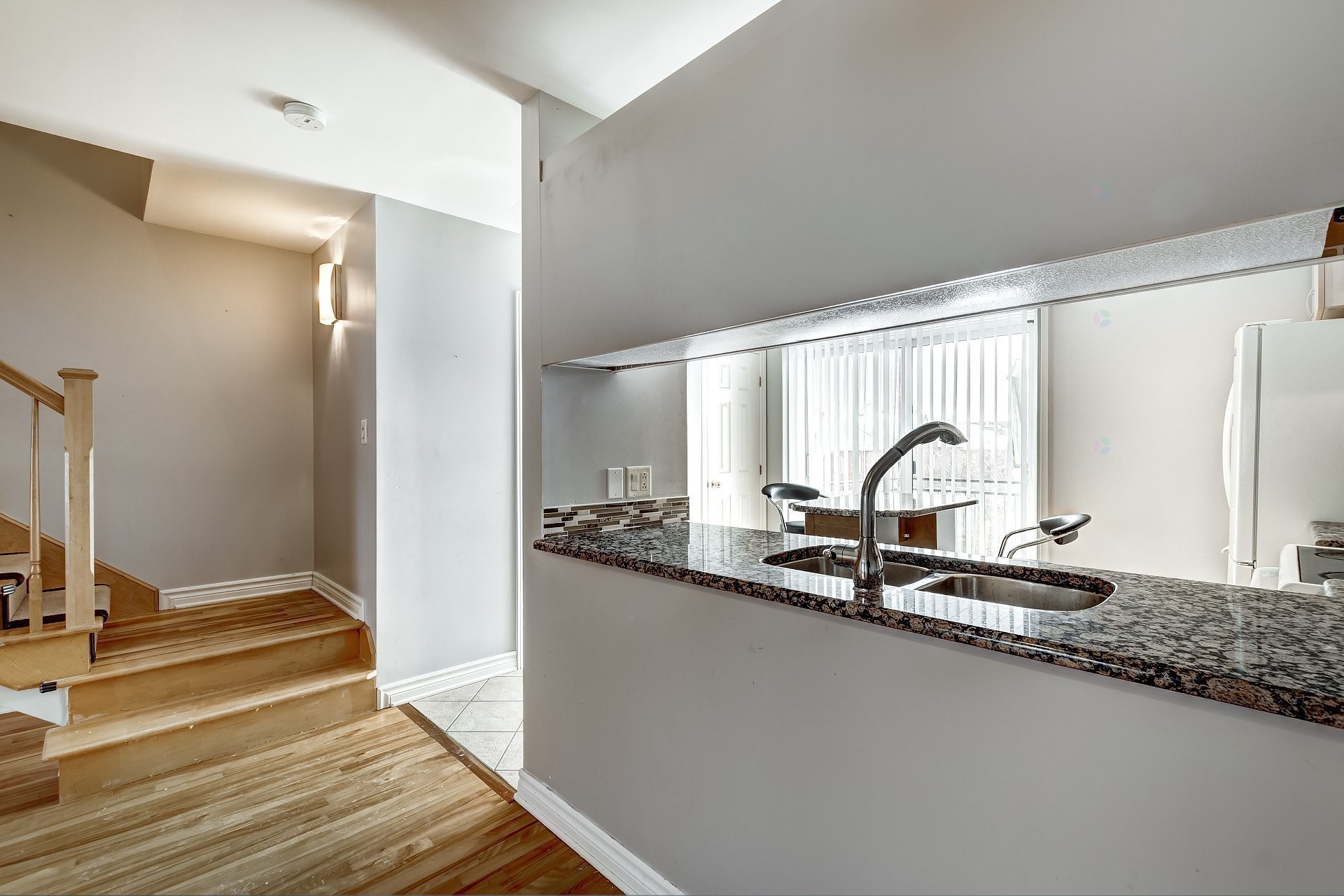 









1738


Boul. Alexis-Nihon

,
Montréal (Saint-Laurent),




QC
H4R2Y4

