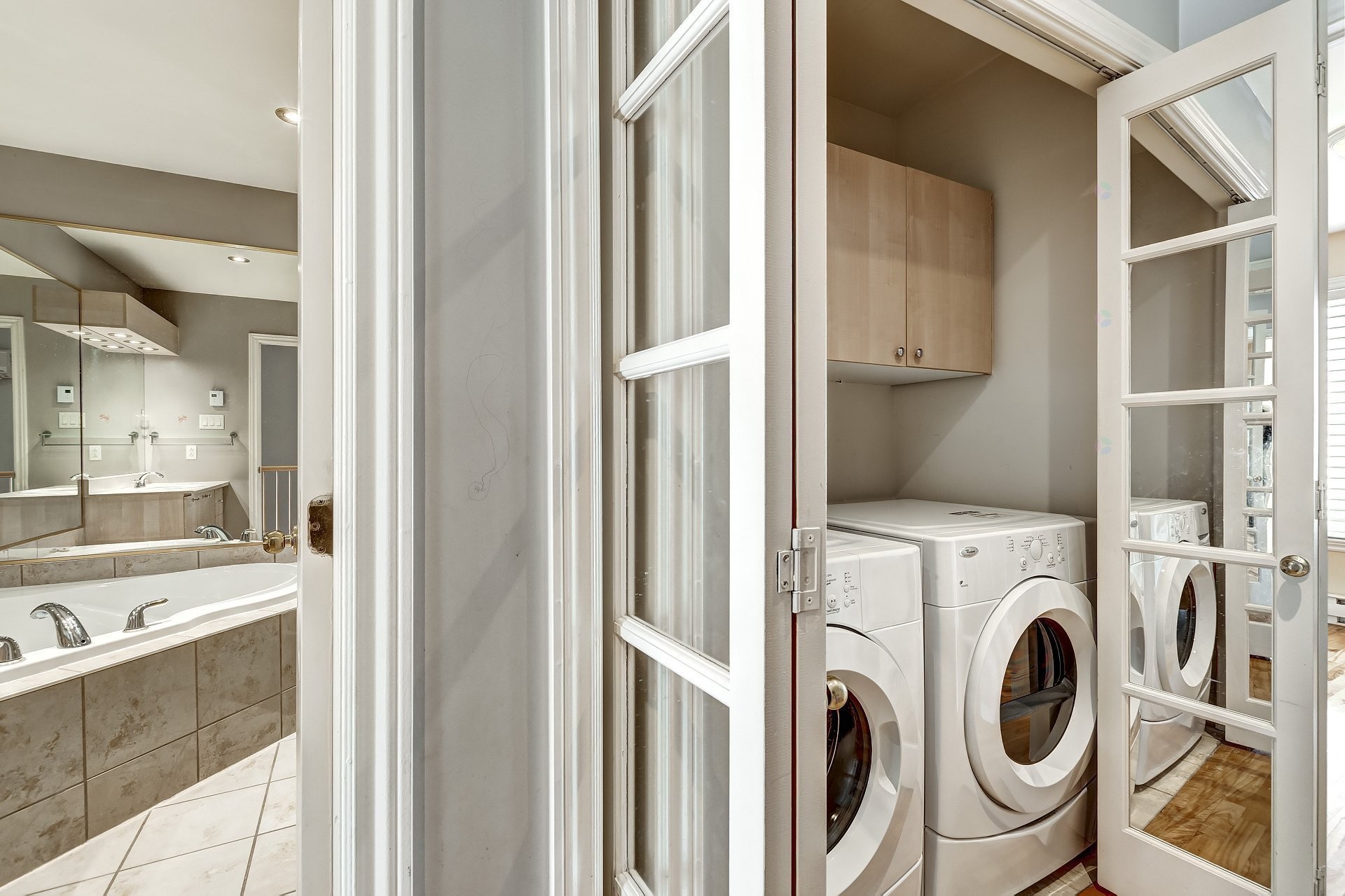 









1738


Boul. Alexis-Nihon

,
Montréal (Saint-Laurent),




QC
H4R2Y4

