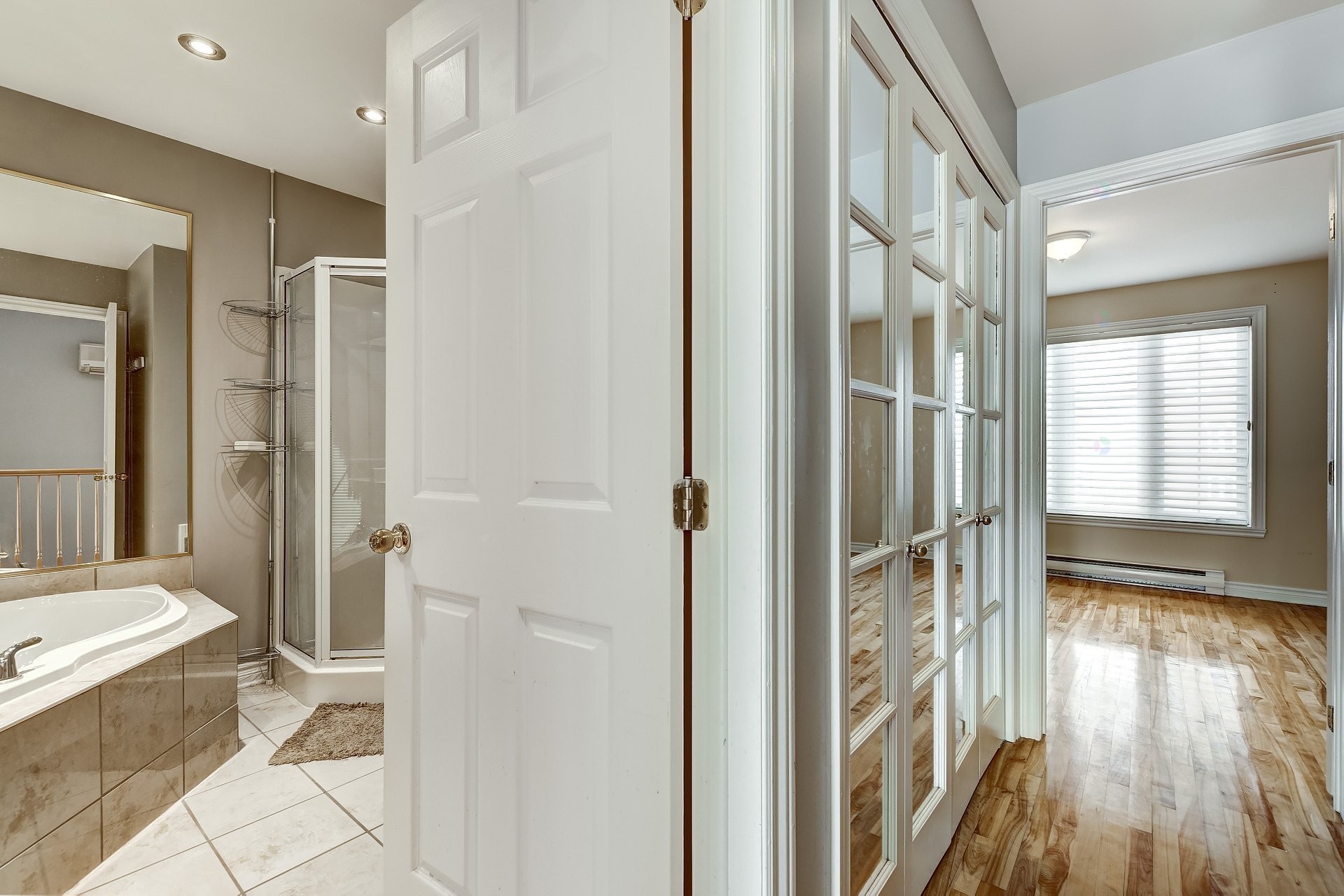 









1738


Boul. Alexis-Nihon

,
Montréal (Saint-Laurent),




QC
H4R2Y4

