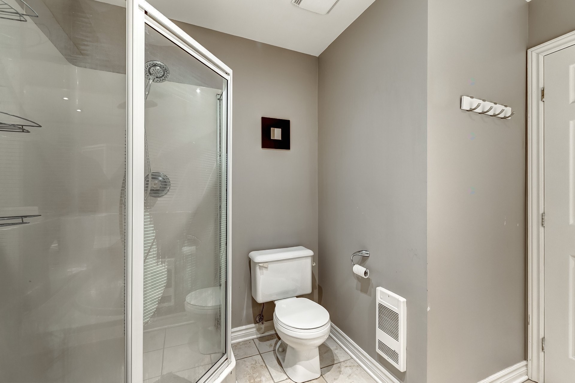 









1738


Boul. Alexis-Nihon

,
Montréal (Saint-Laurent),




QC
H4R2Y4

