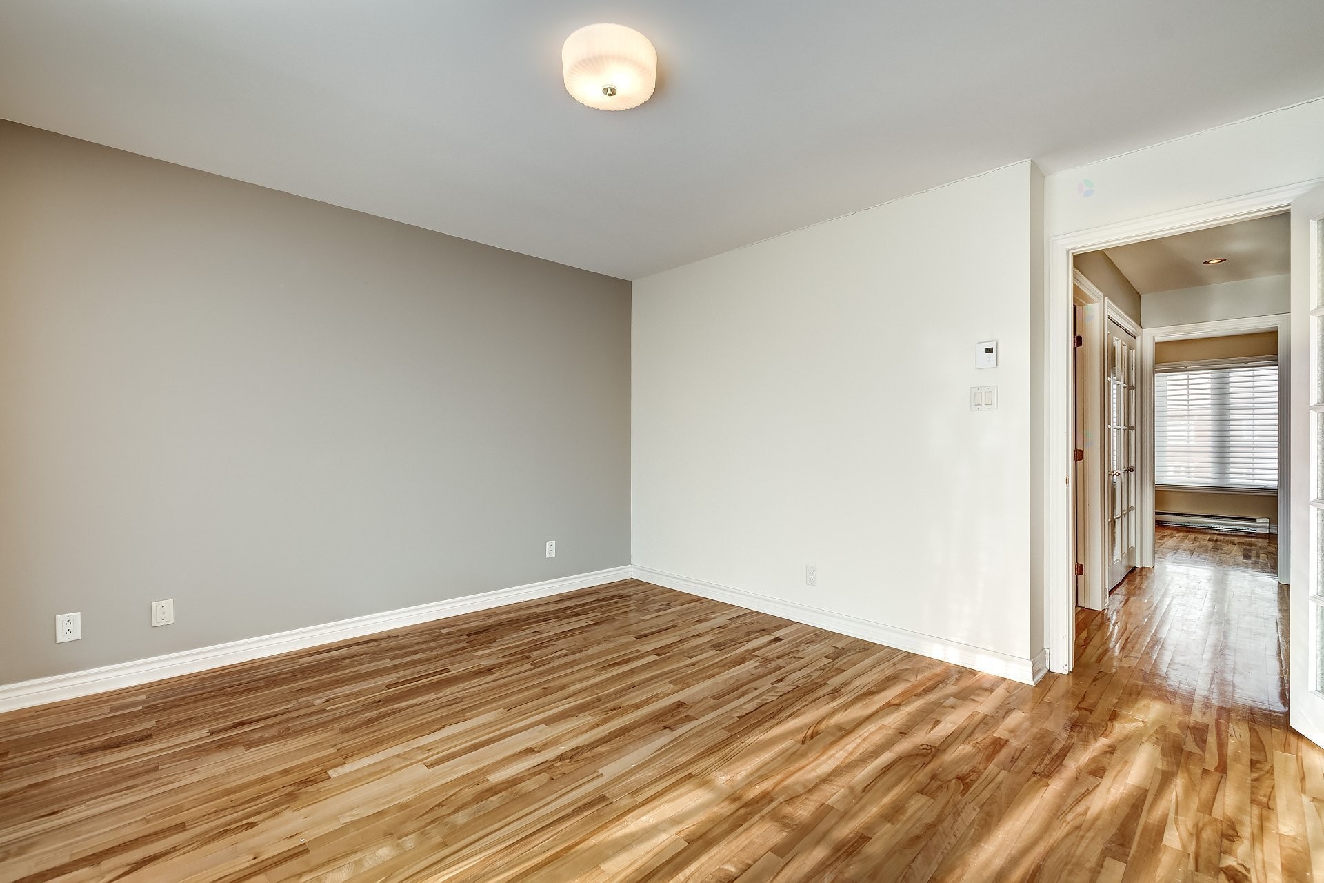 









1738


Boul. Alexis-Nihon

,
Montréal (Saint-Laurent),




QC
H4R2Y4

