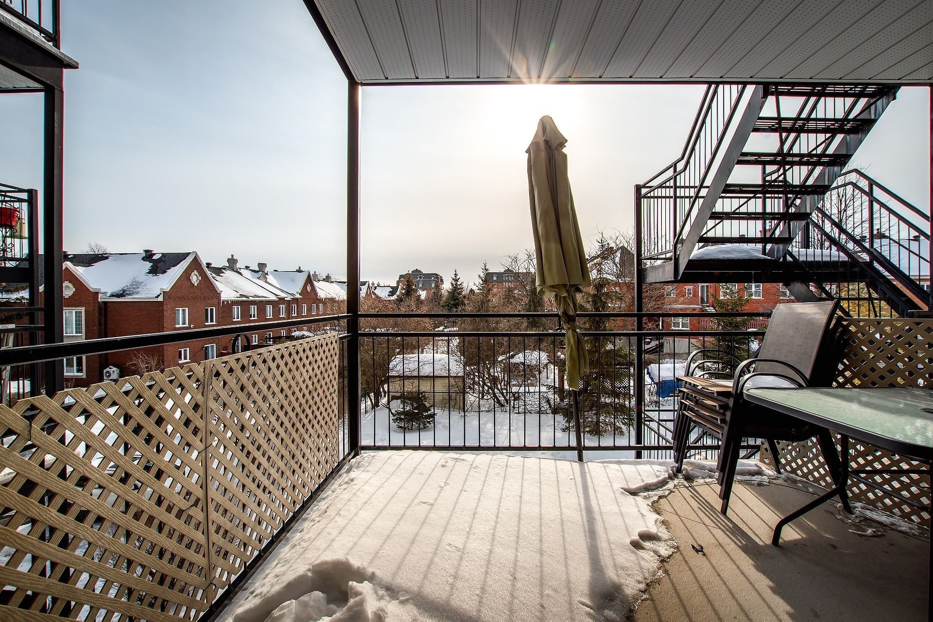 









1738


Boul. Alexis-Nihon

,
Montréal (Saint-Laurent),




QC
H4R2Y4

