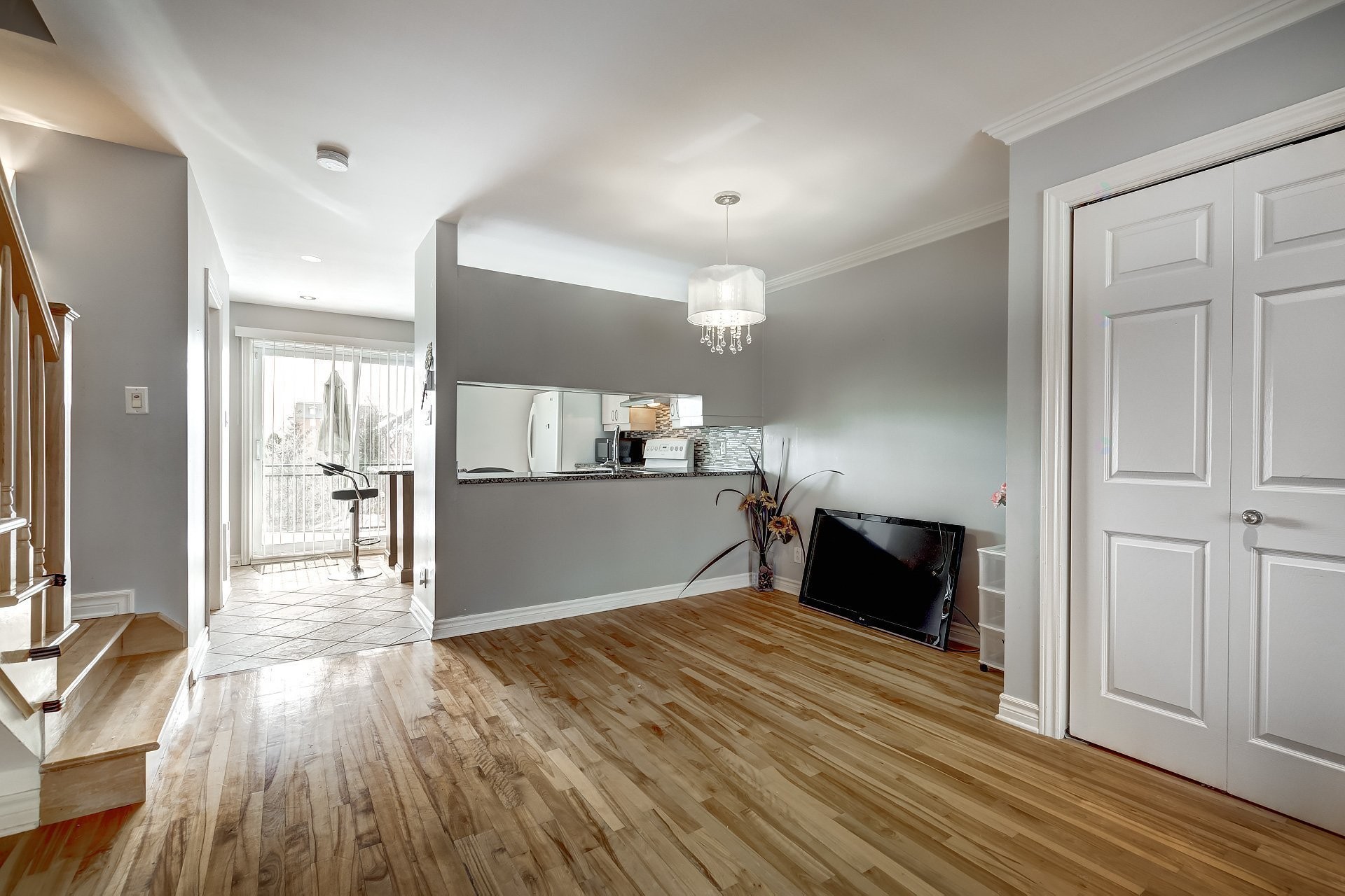 









1738


Boul. Alexis-Nihon

,
Montréal (Saint-Laurent),




QC
H4R2Y4

