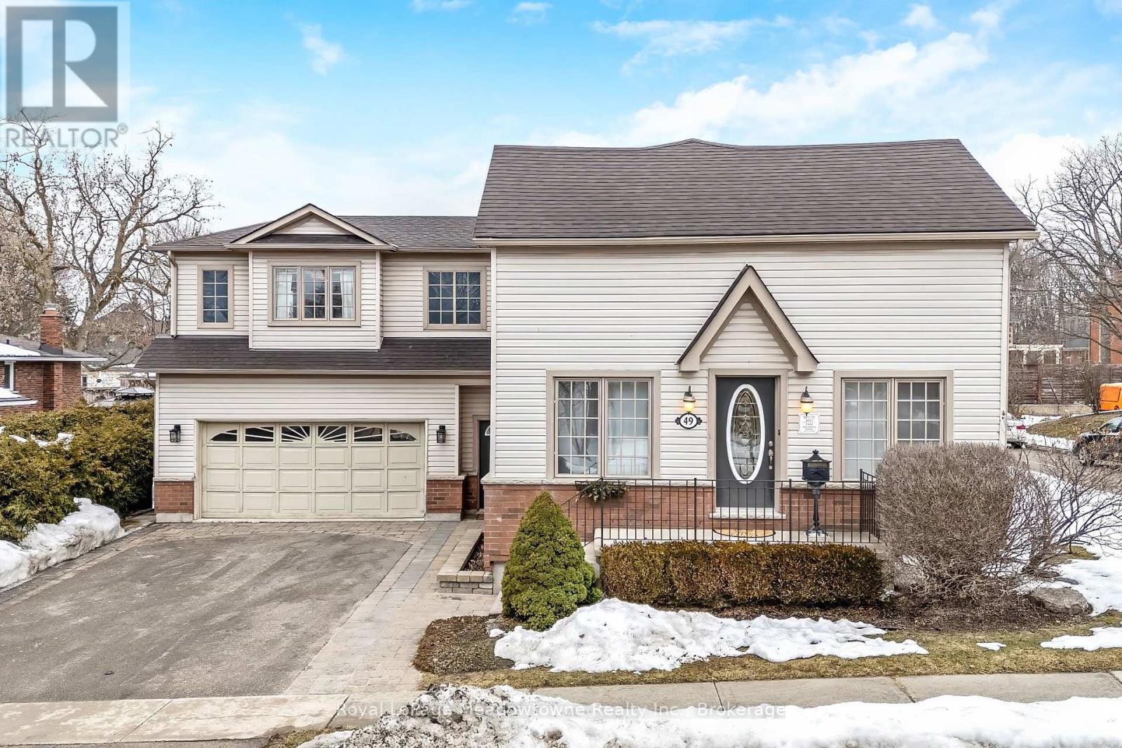 












49 MILL STREET

,
Milton (OM Old Milton),




Ontario
L9T1R7


