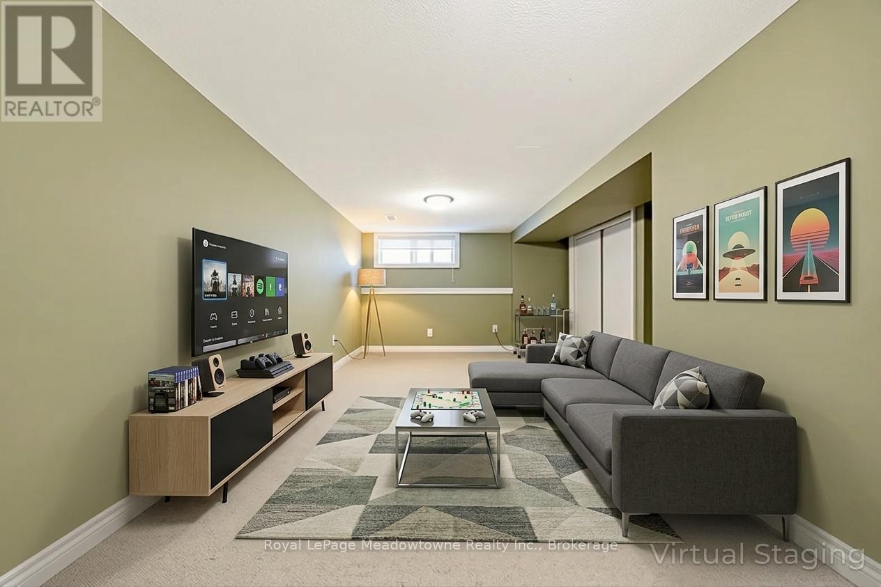 












49 MILL STREET

,
Milton (OM Old Milton),




Ontario
L9T1R7

