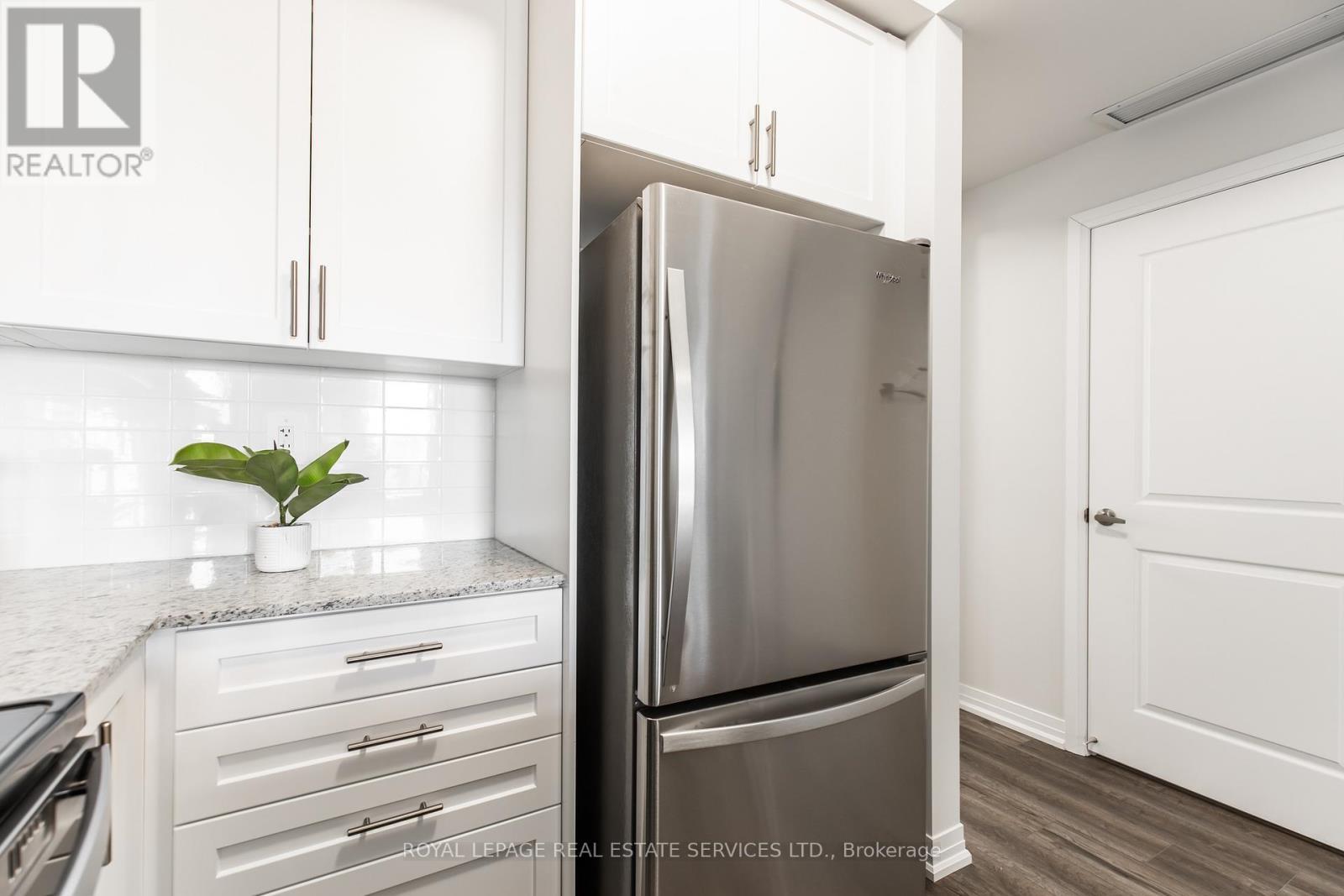












107 - 1597 ROSE WAY

,
Milton,




Ontario
L9E1N4

