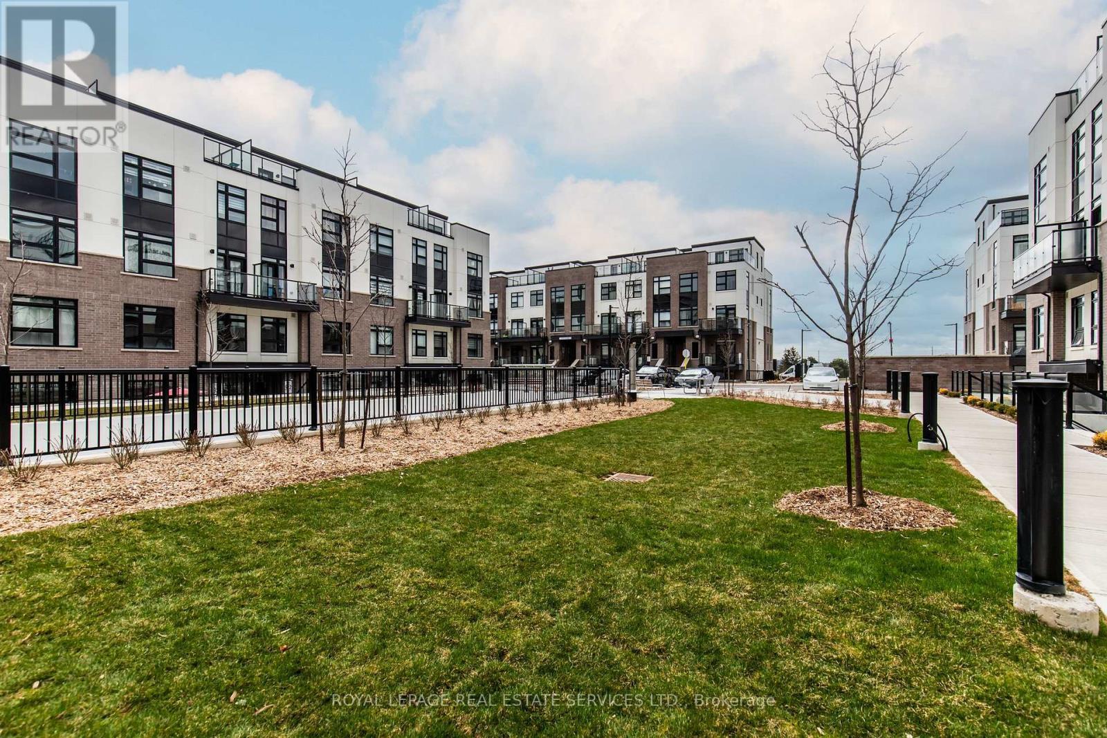 












107 - 1597 ROSE WAY

,
Milton,




Ontario
L9E1N4

