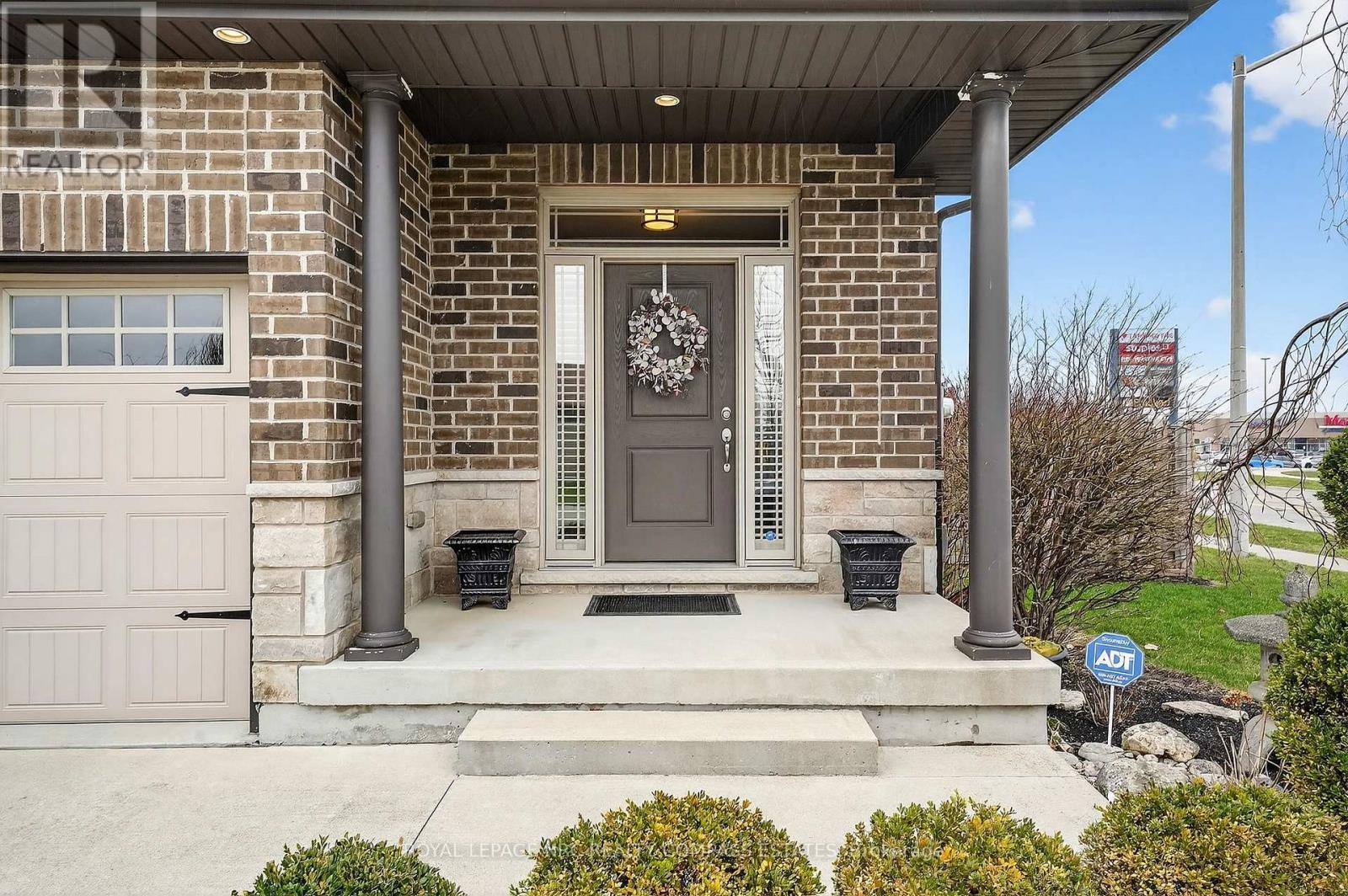 












4776 VICTOR DRIVE

,
Niagara Falls (Morrison),




Ontario
L2E0B2

