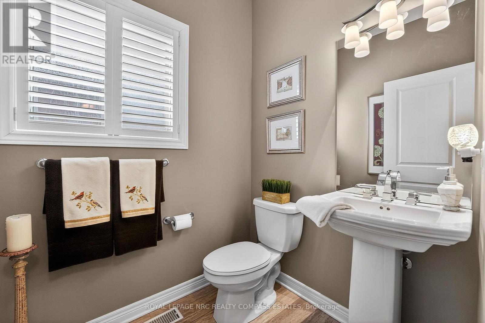












4776 VICTOR DRIVE

,
Niagara Falls (Morrison),




Ontario
L2E0B2


