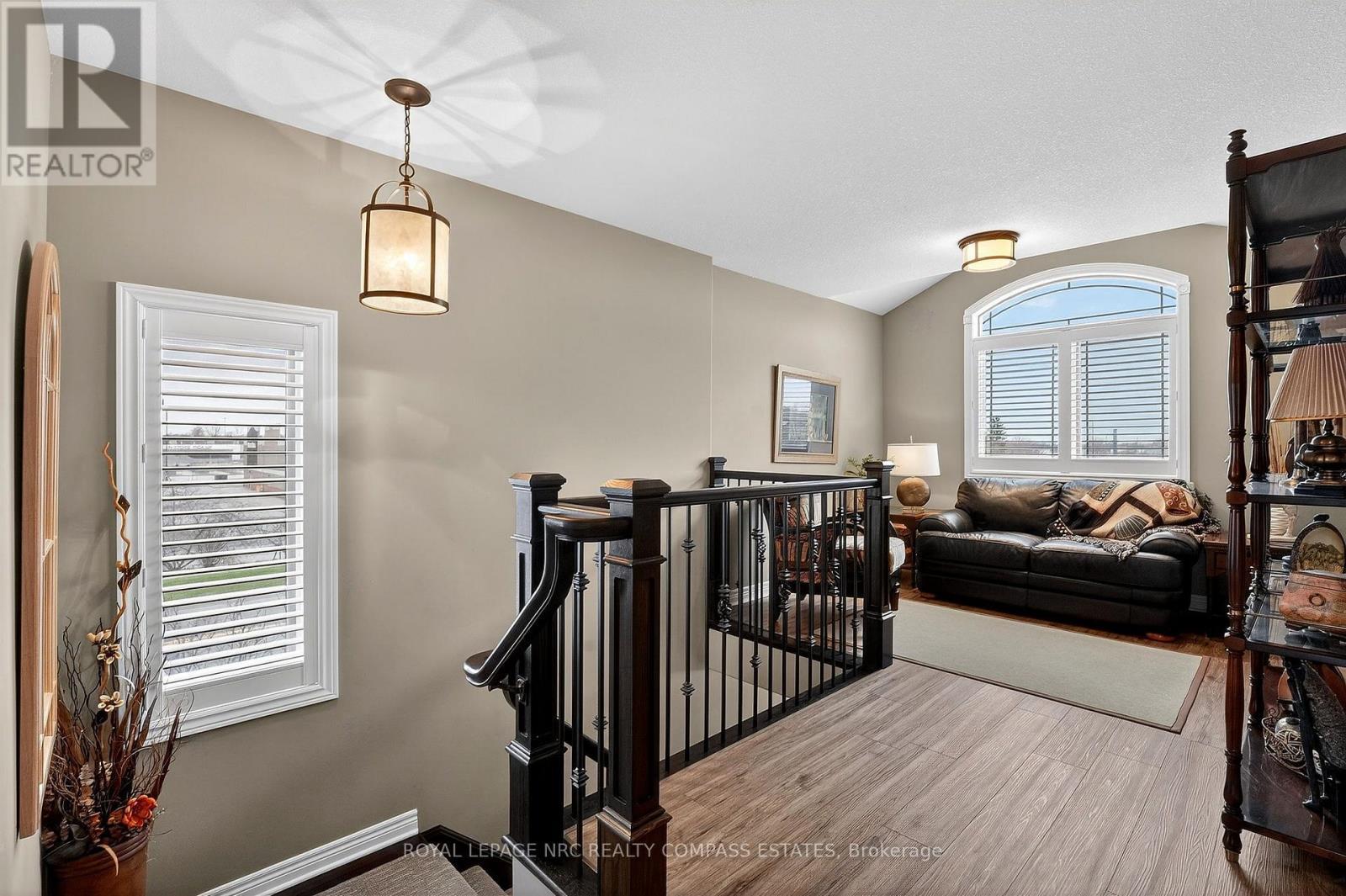 












4776 VICTOR DRIVE

,
Niagara Falls (Morrison),




Ontario
L2E0B2

