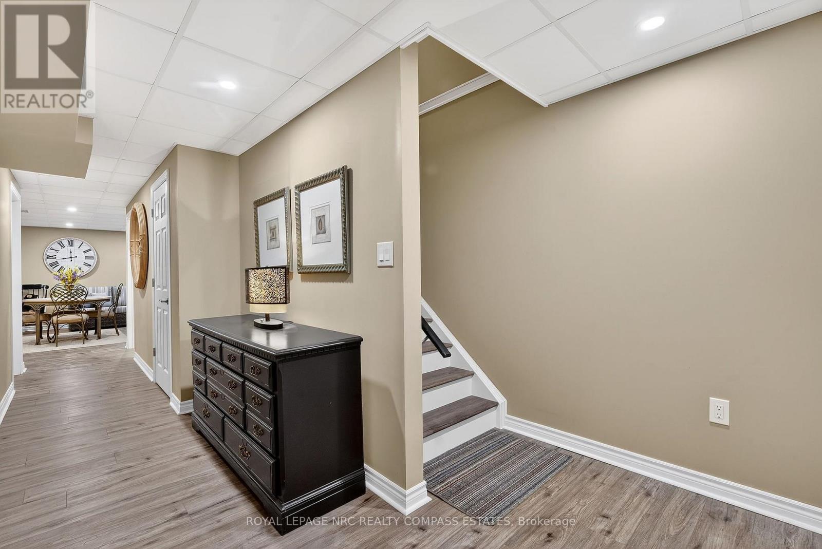 












4776 VICTOR DRIVE

,
Niagara Falls (Morrison),




Ontario
L2E0B2

