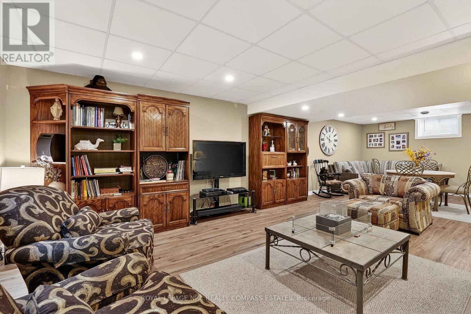












4776 VICTOR DRIVE

,
Niagara Falls (Morrison),




Ontario
L2E0B2

