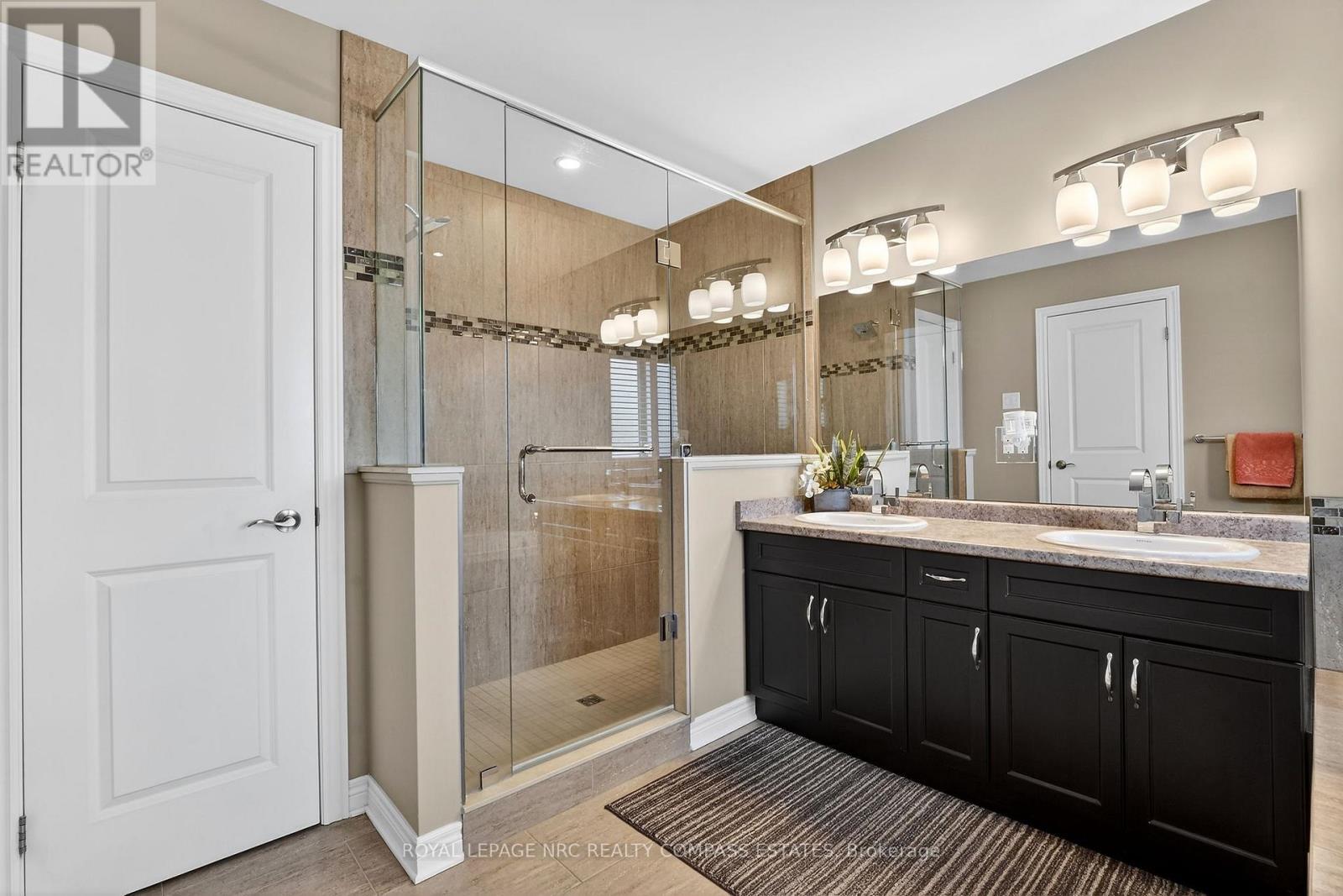 












4776 VICTOR DRIVE

,
Niagara Falls (Morrison),




Ontario
L2E0B2

