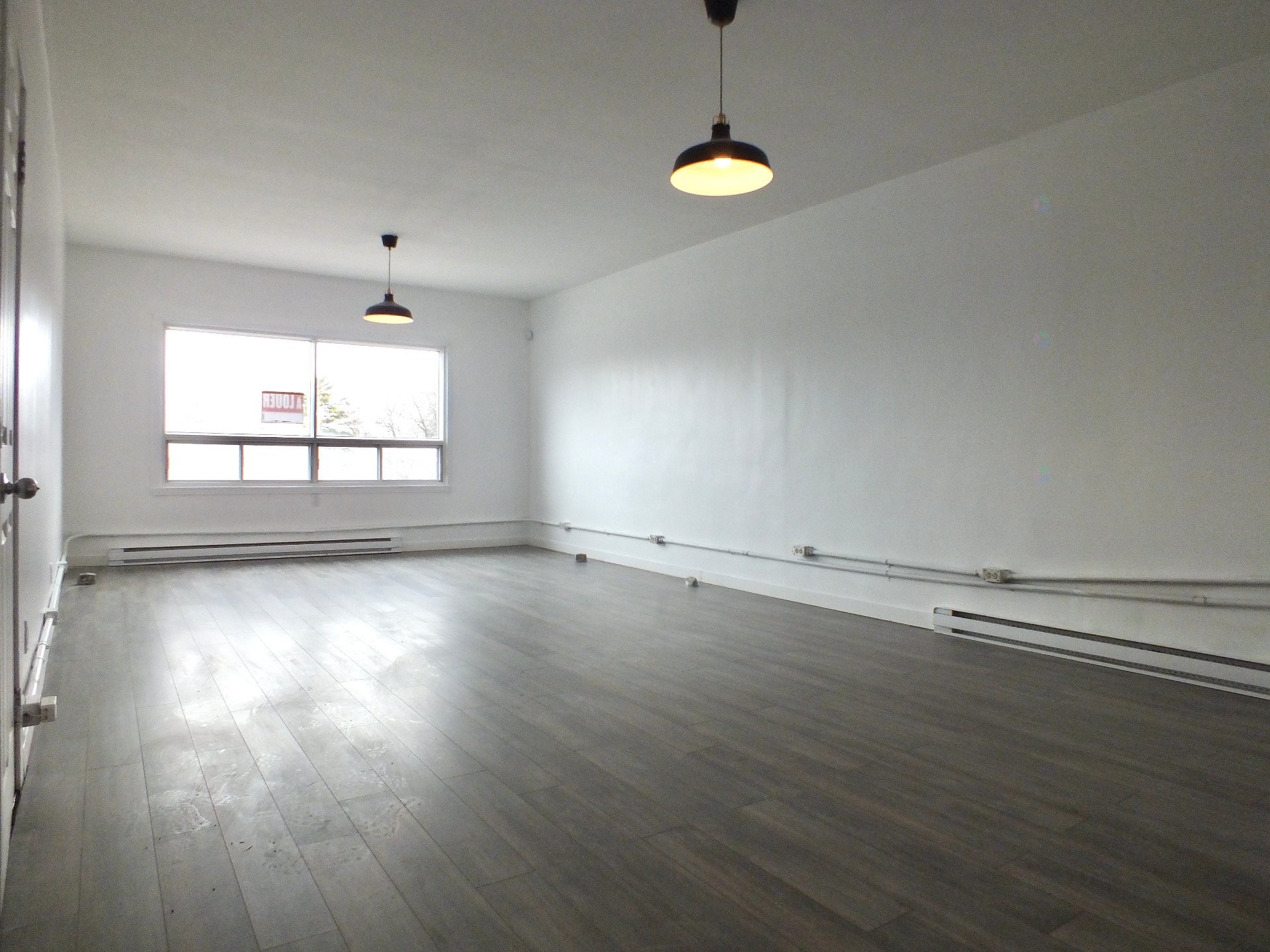 









1310


Rue Fleury E.

,
Montréal (Ahuntsic-Cartierville),




QC
H2C1R3

