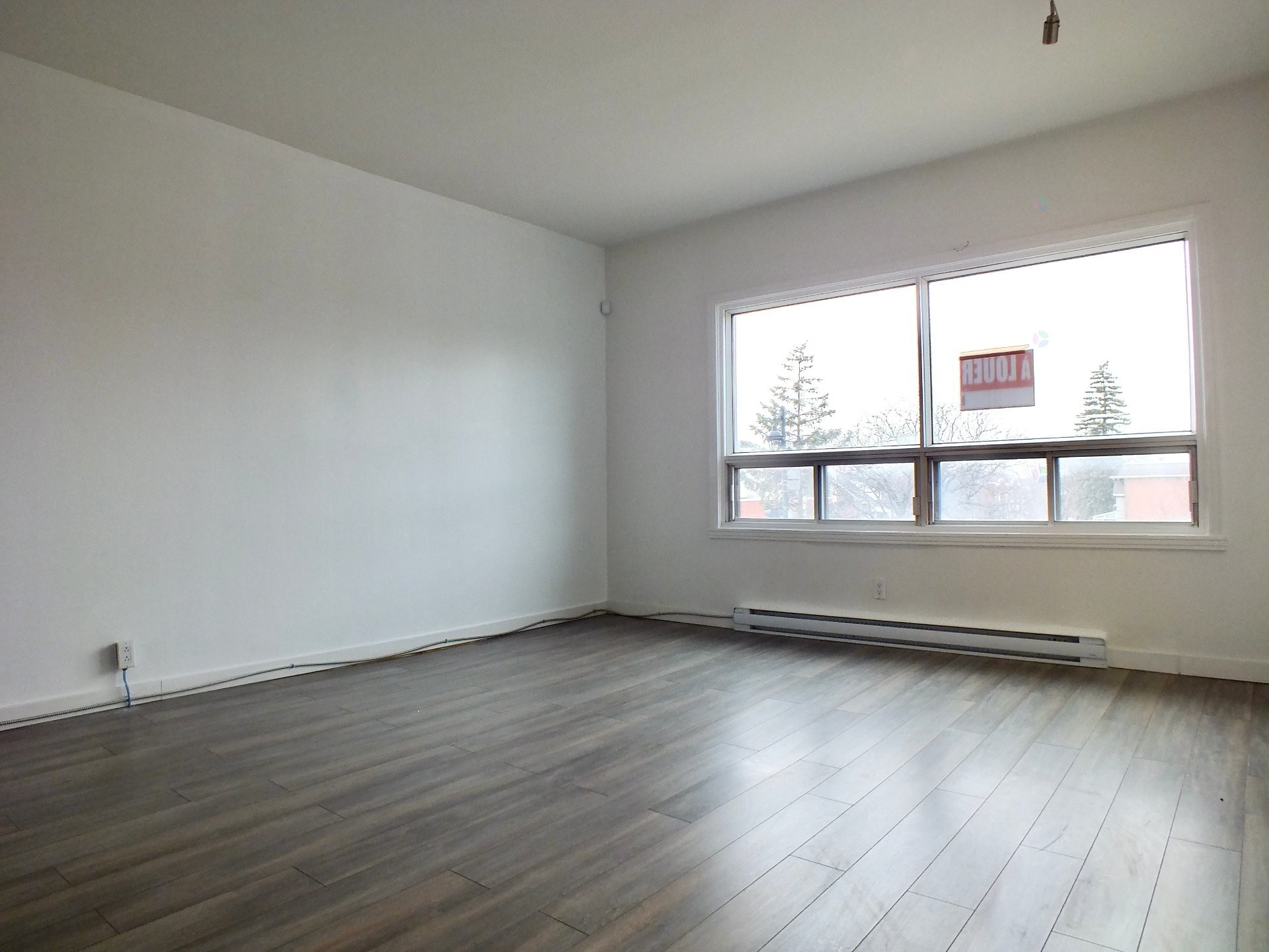 









1310


Rue Fleury E.

,
Montréal (Ahuntsic-Cartierville),




QC
H2C1R3

