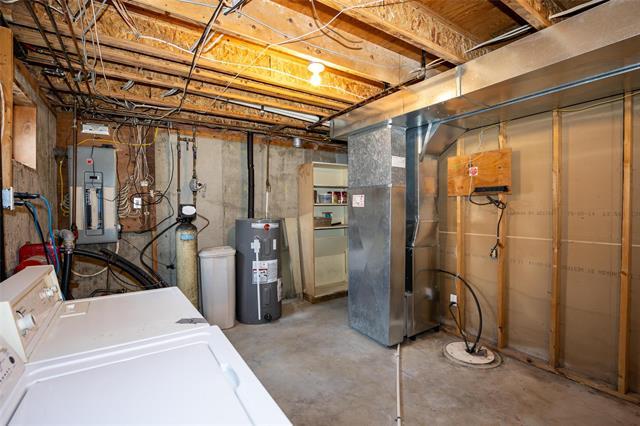 









2


Deerfield

TRL,
Steinbach,




MB
R5G 1L3

